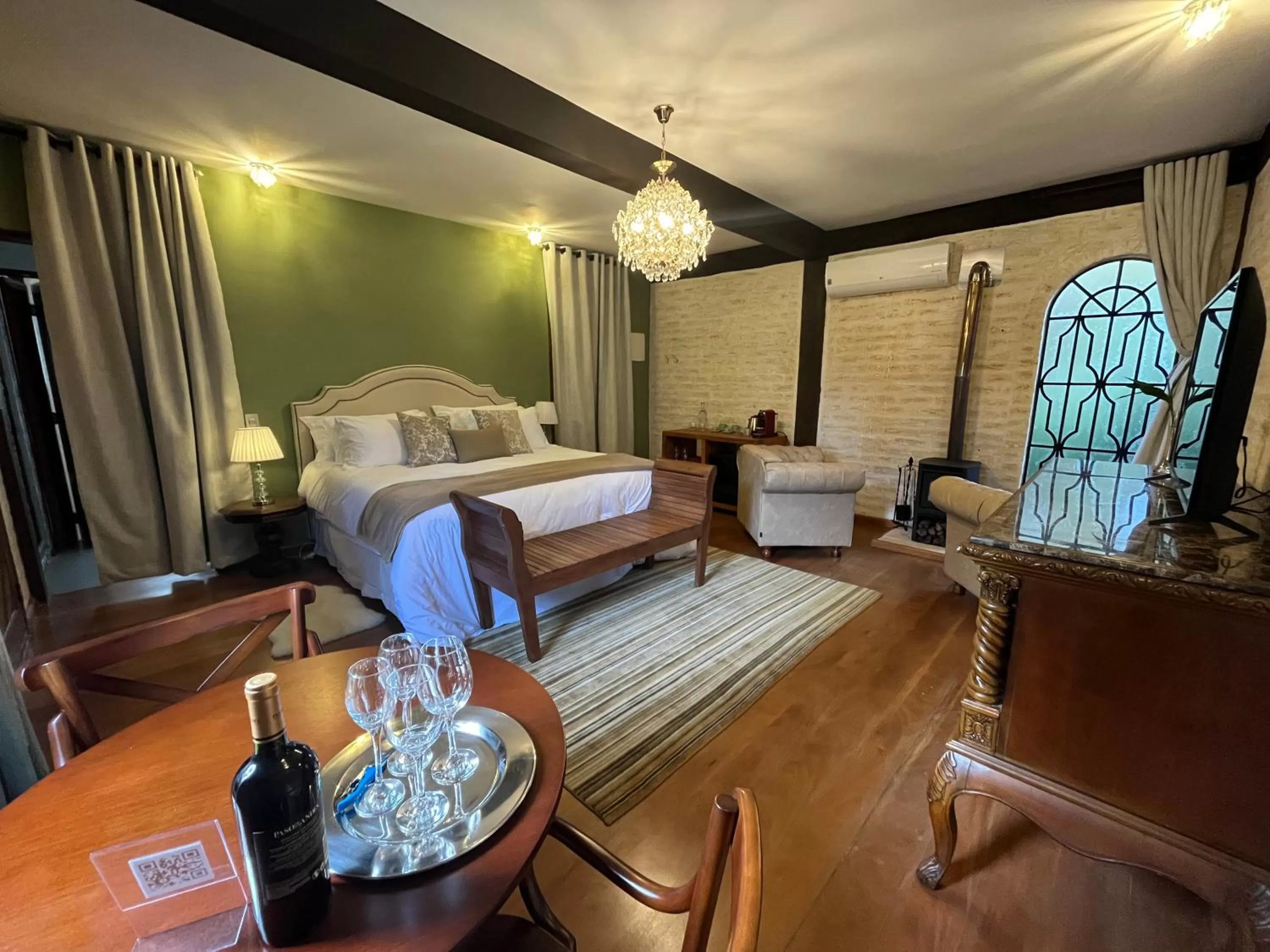 Photo of the whole room in Pousada Dona Bendita