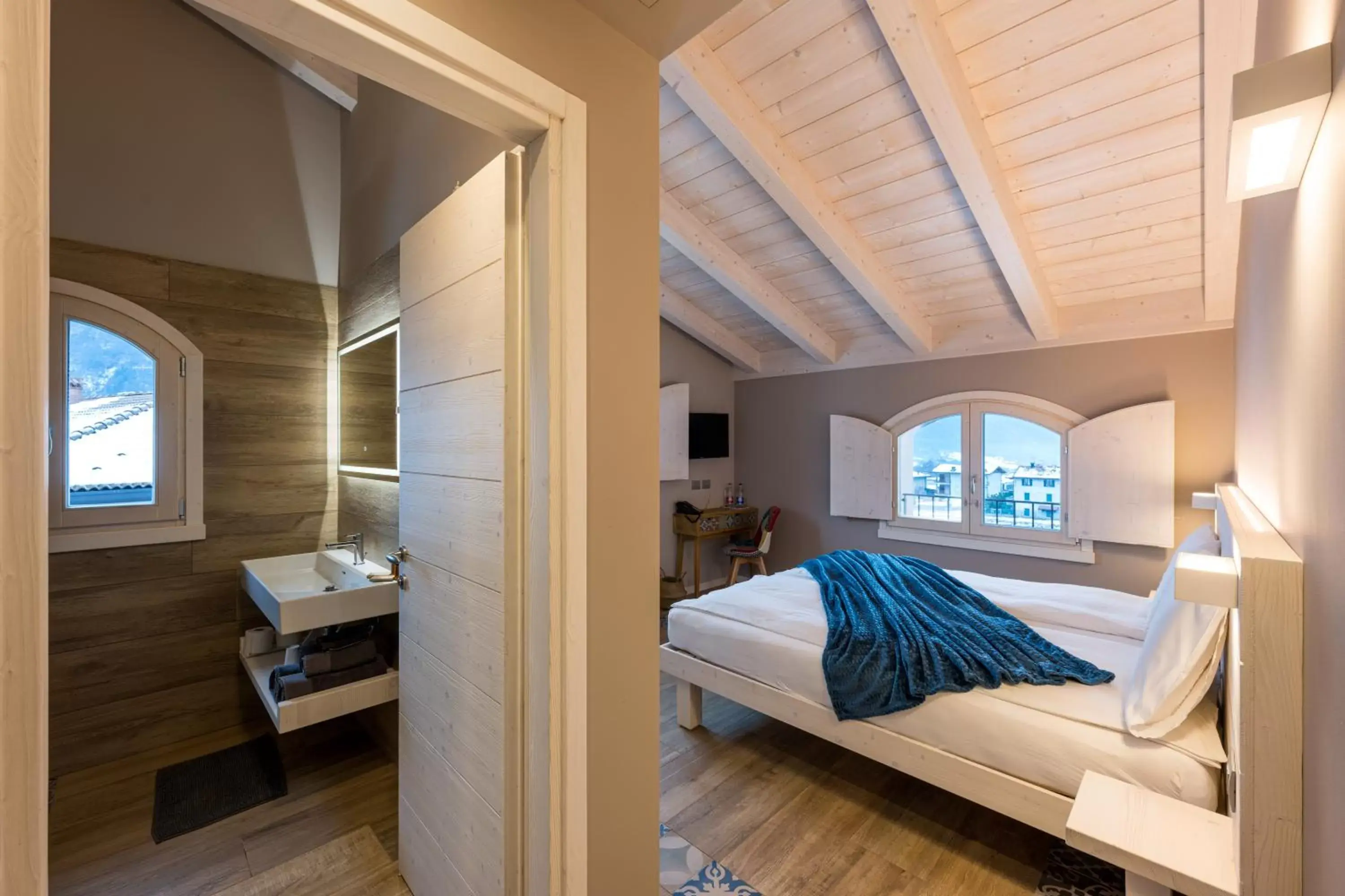 Bedroom, Bed in Bianco Hotel