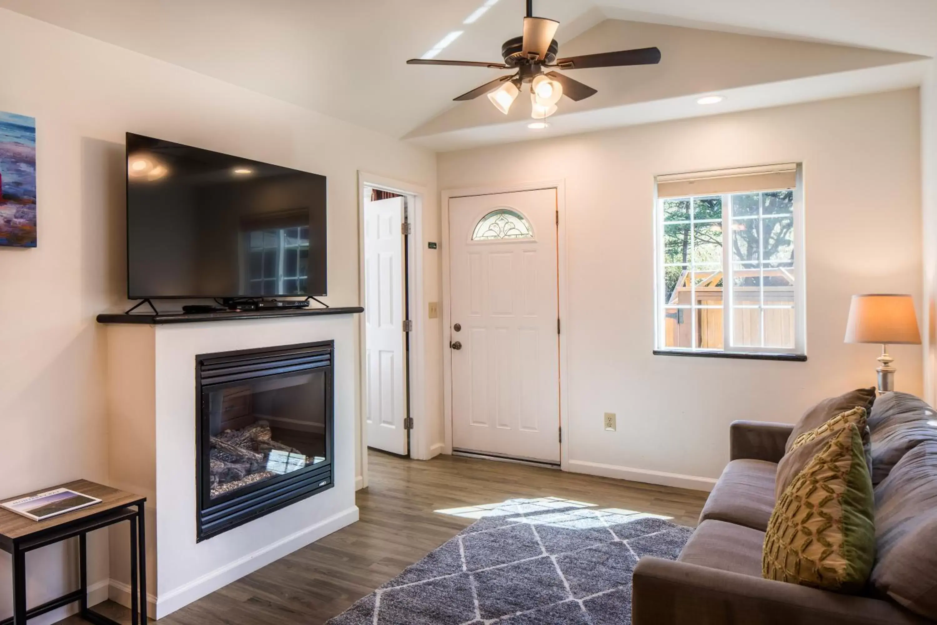 Living room, Seating Area in Andril Fireplace Cottages