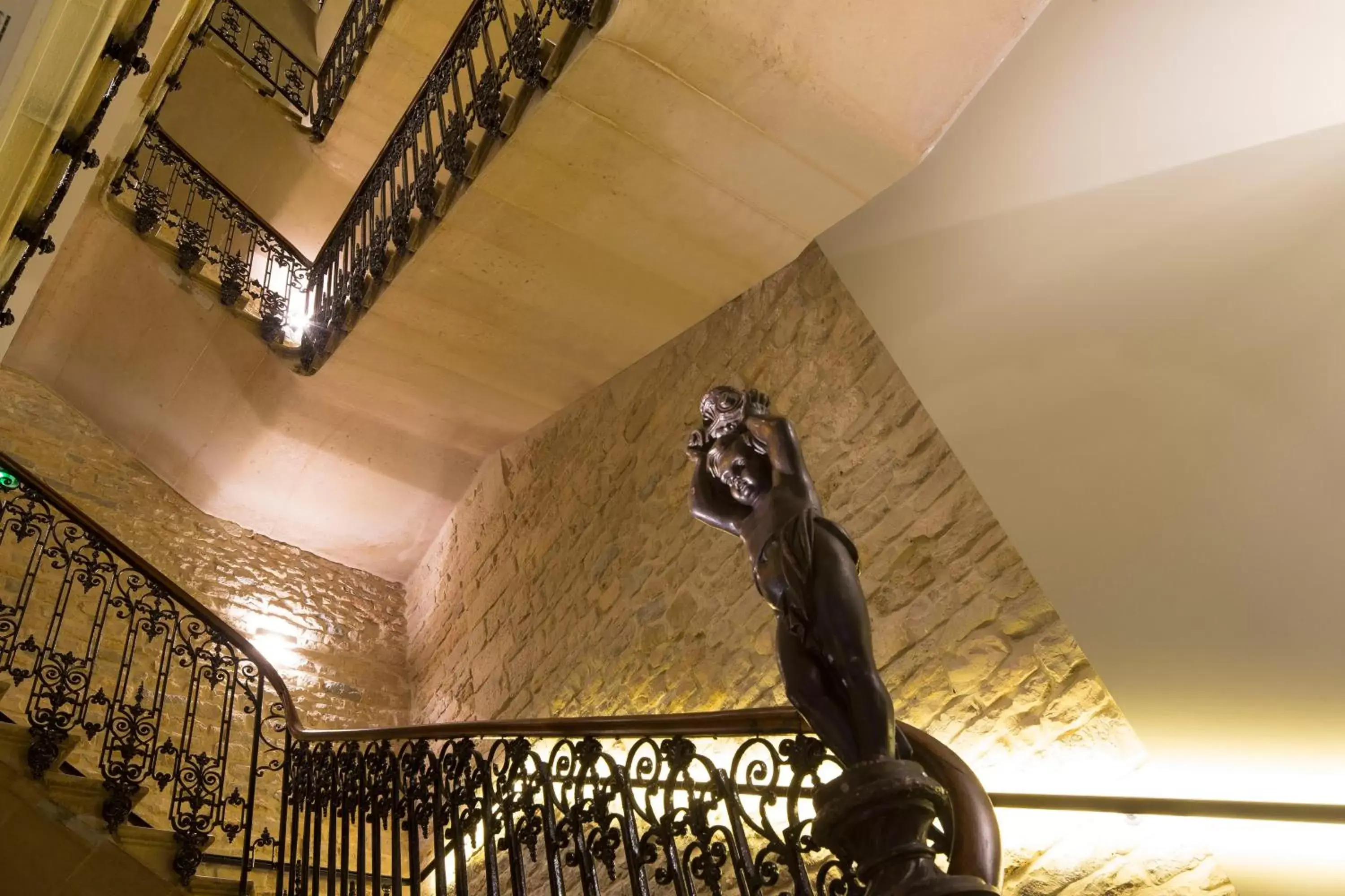 Property building in Oceania Le Jura Dijon Property building in Oceania Le Jura Dijon