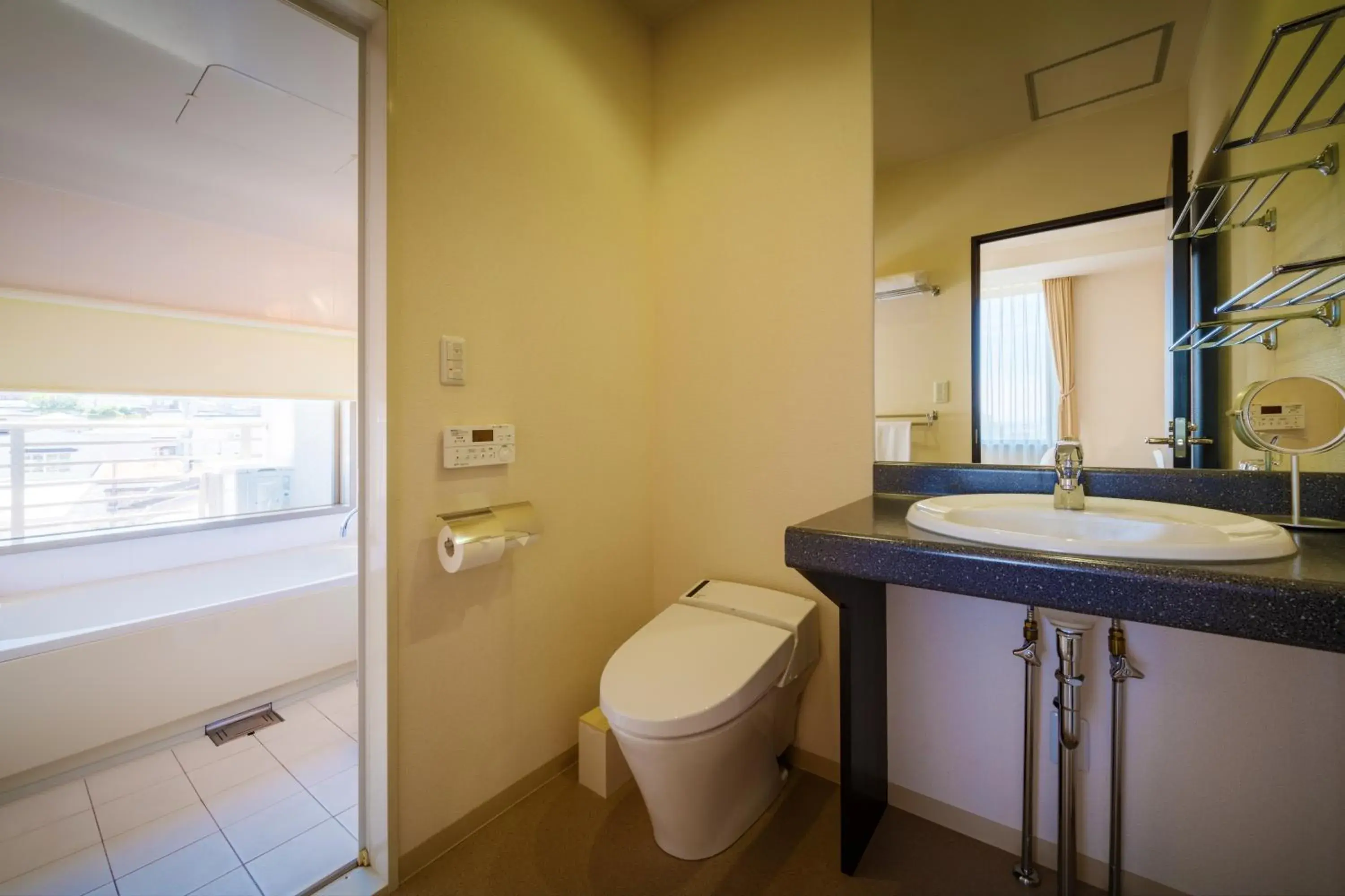 Photo of the whole room, Bathroom in Villa Concordia Resort & Spa