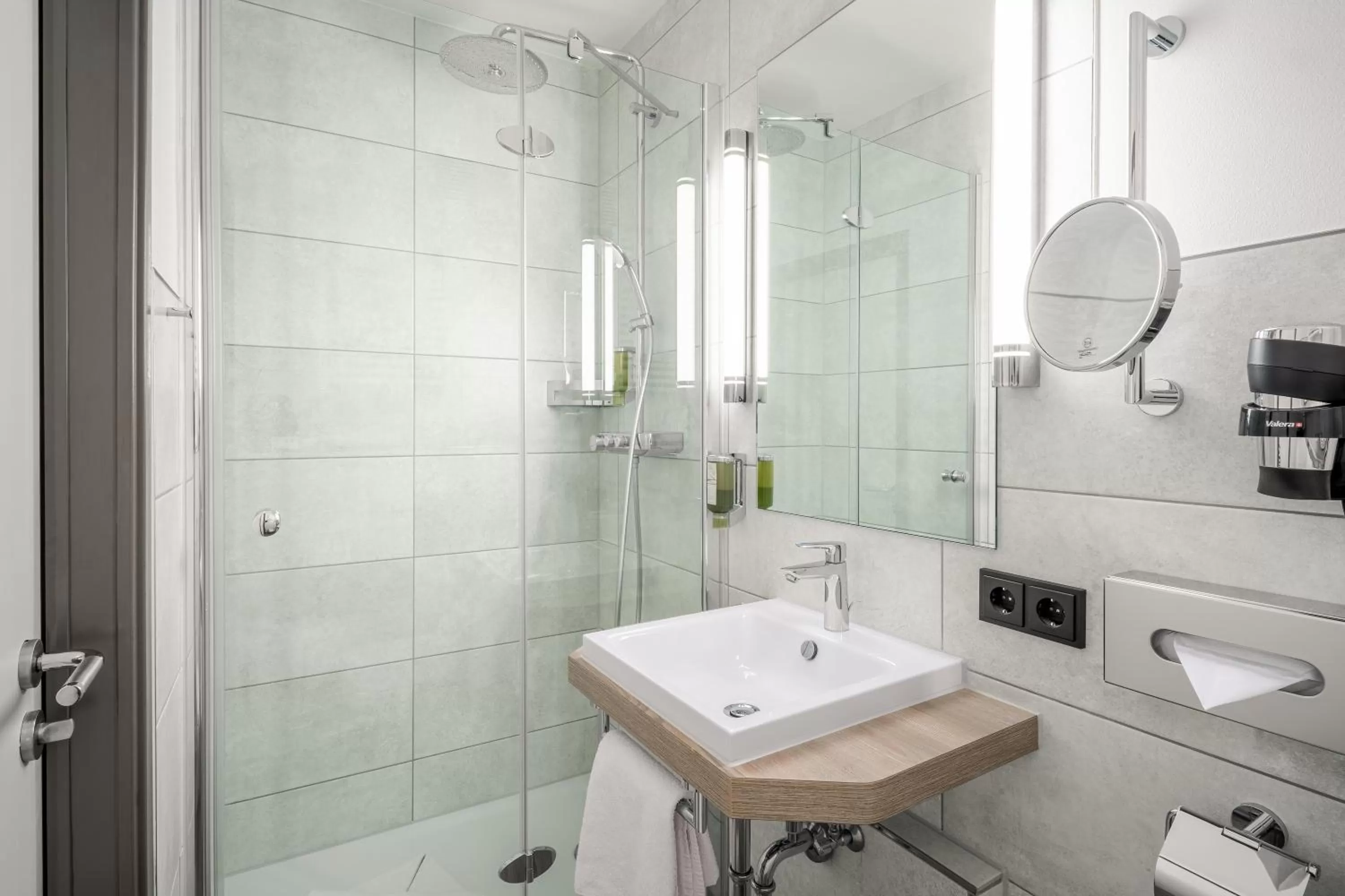 Bathroom in Hotel Yachtclub