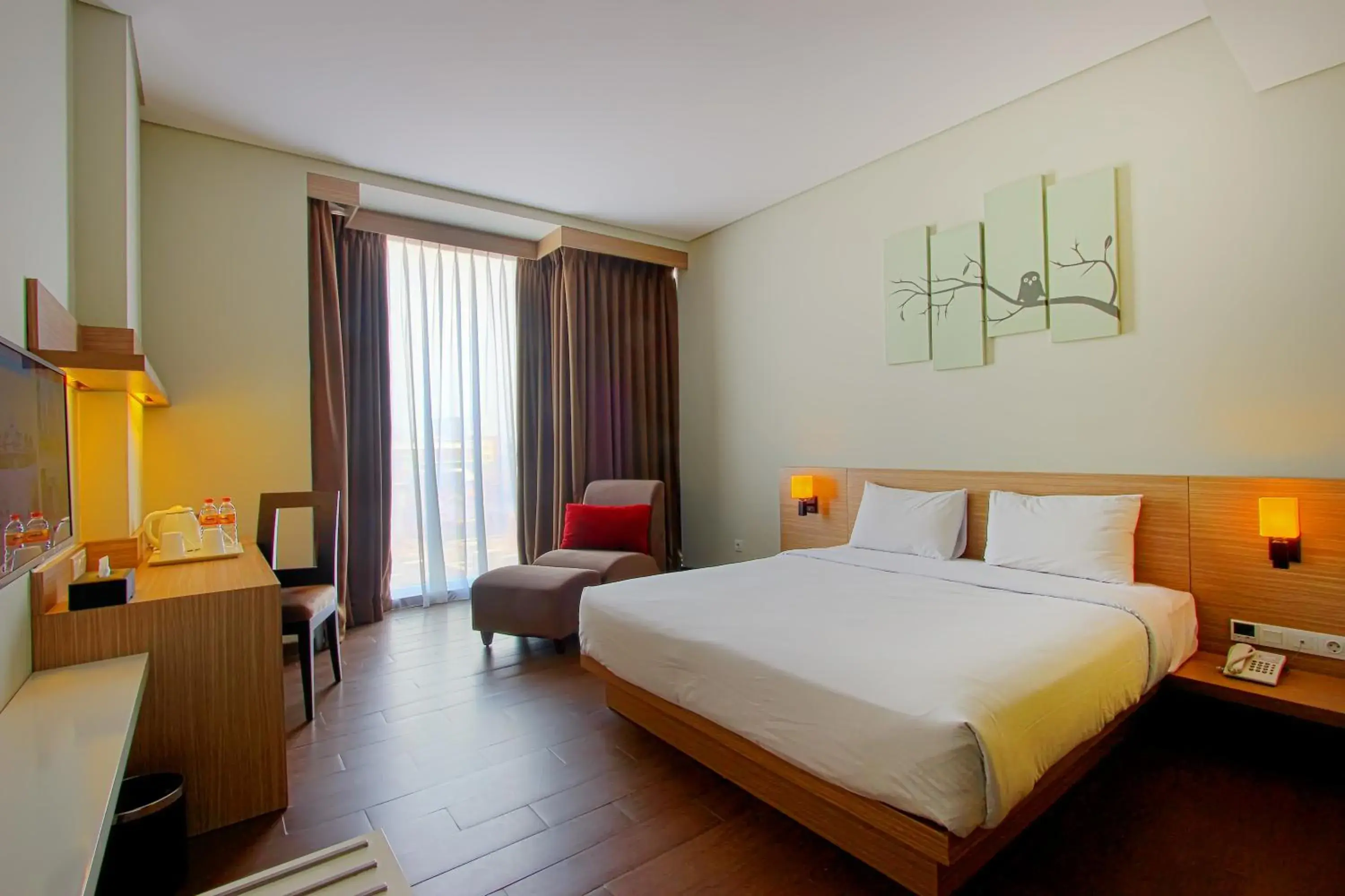 Bedroom, Bed in De'Rain Hotel Bandung