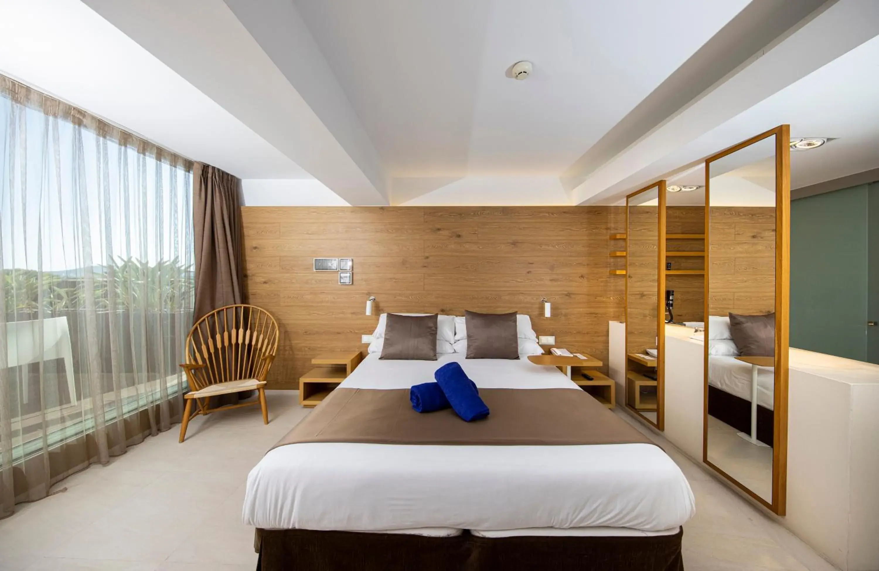 Bed in Leonardo Boutique Hotel Mallorca Port Portals - Adults only