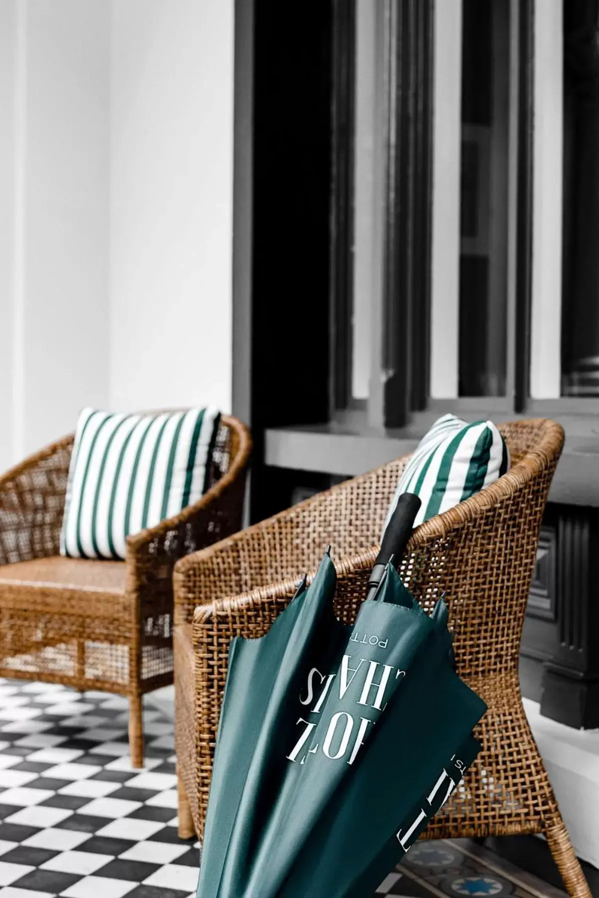 Property building in Hotel Challis Potts Point Property building in Hotel Challis Potts Point