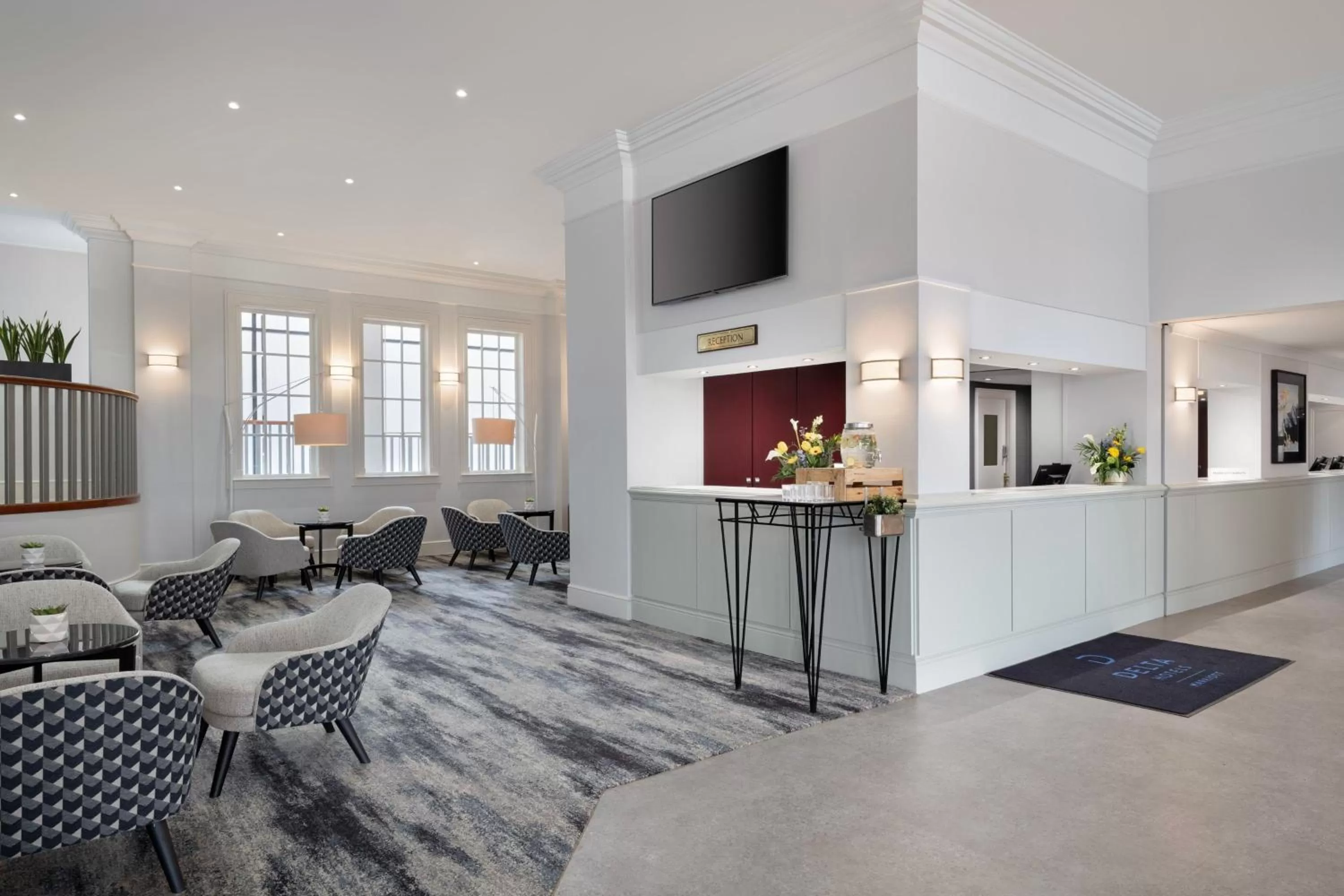 Lobby or reception in Delta Hotels by Marriott Heathrow Windsor