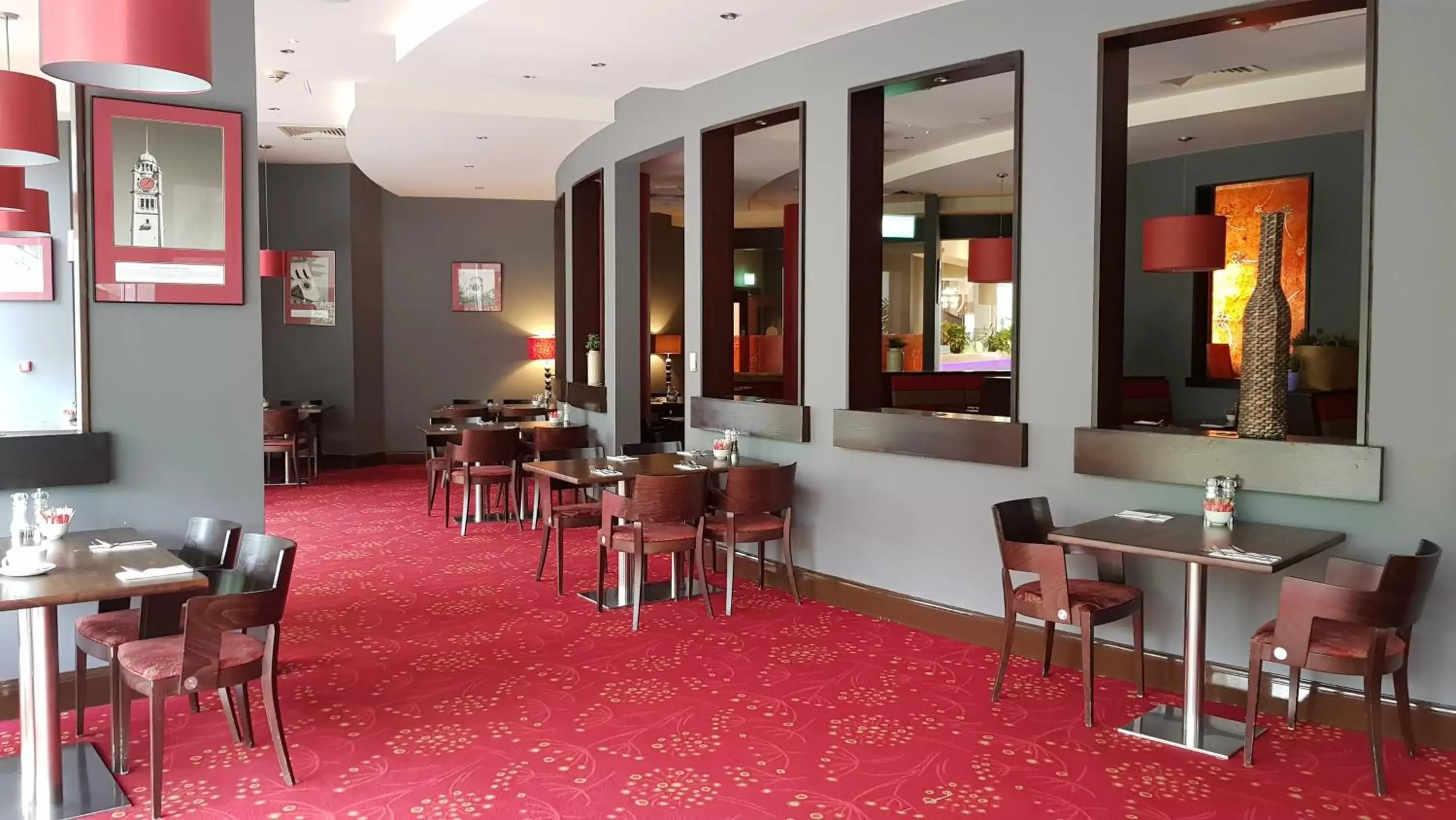 Restaurant/Places to Eat in Carlton Hotel Blanchardstown