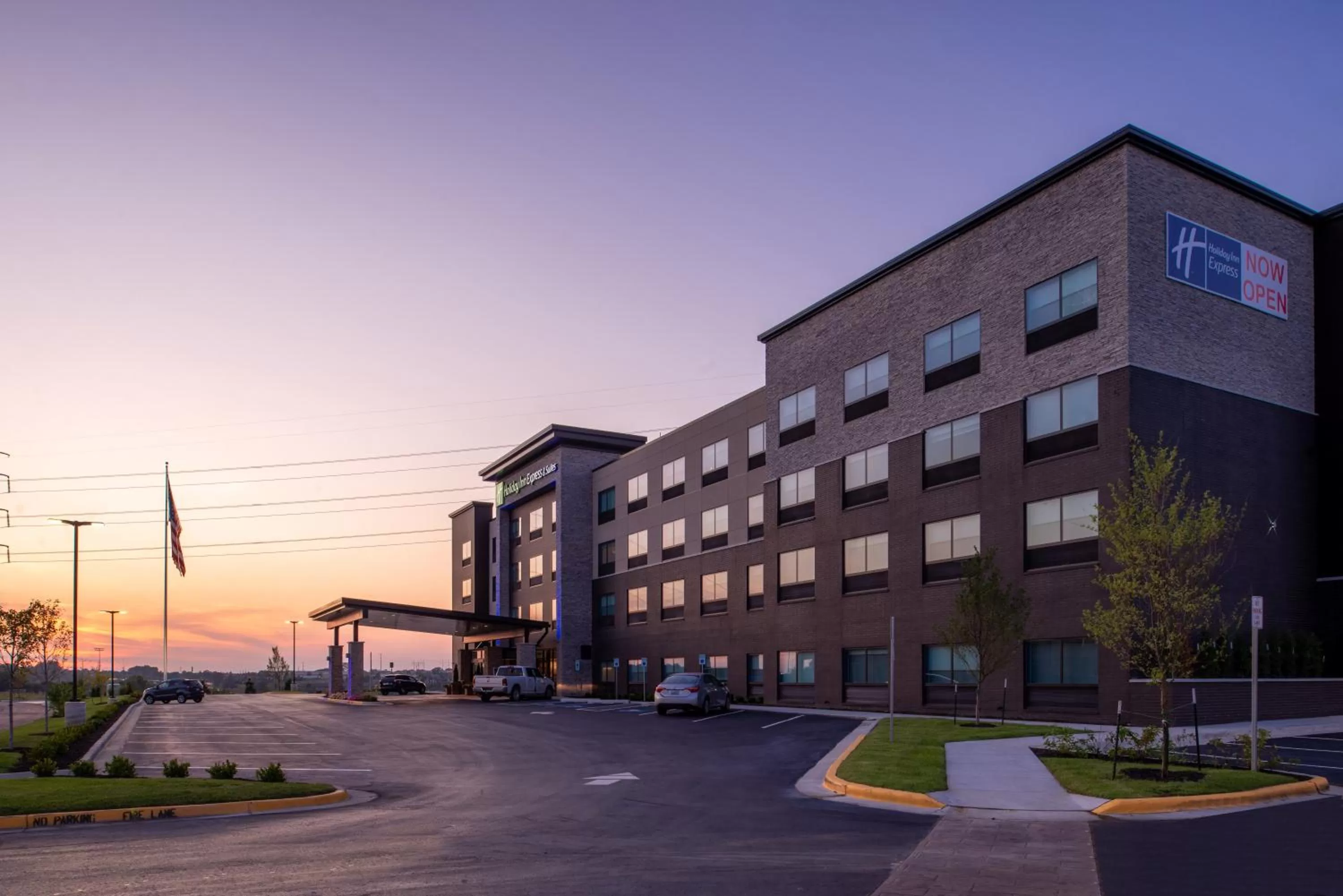 Property building in Holiday Inn Express & Suites - Olathe West by IHG