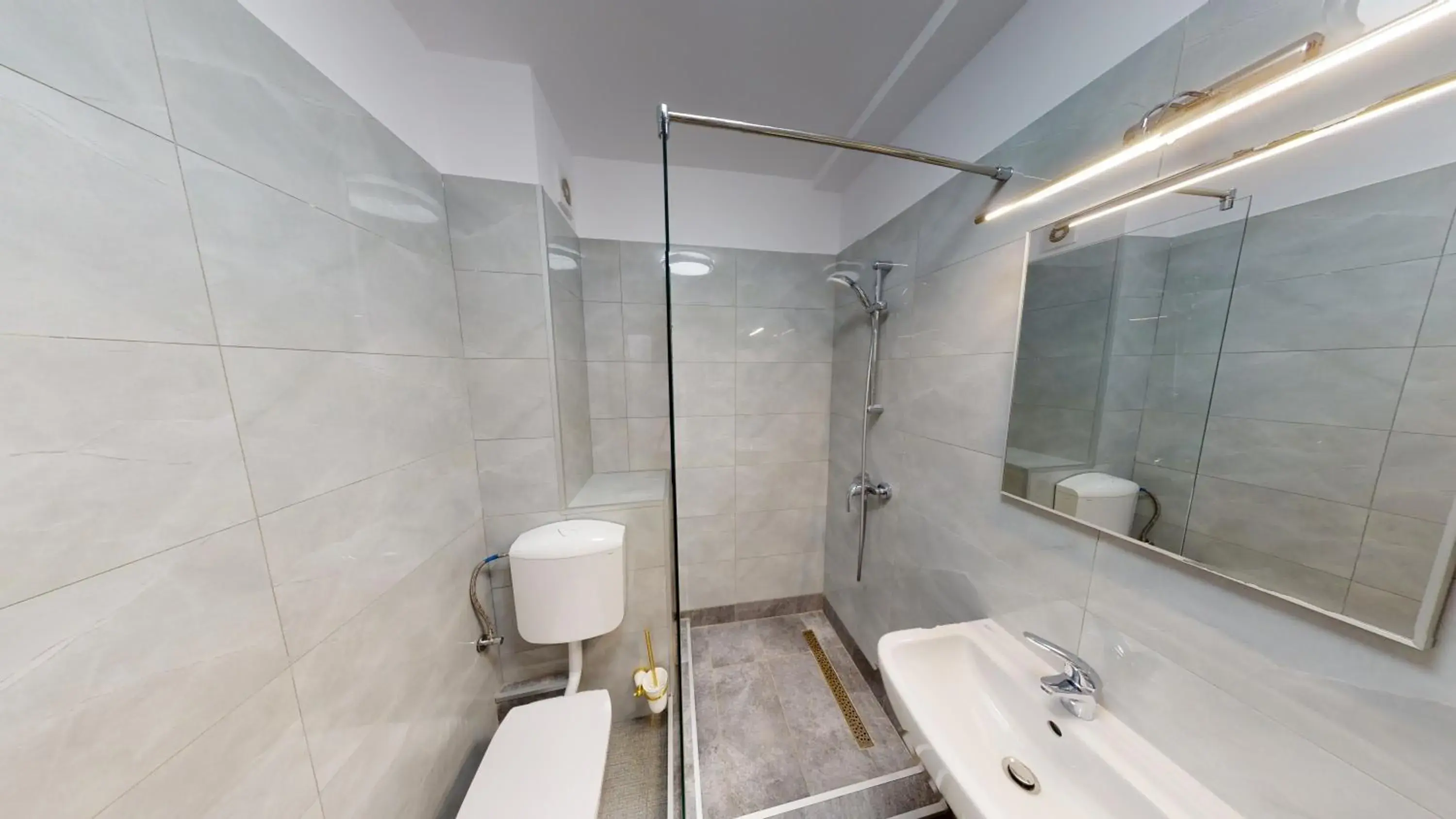 Bathroom in Le Blanc ApartHotel
