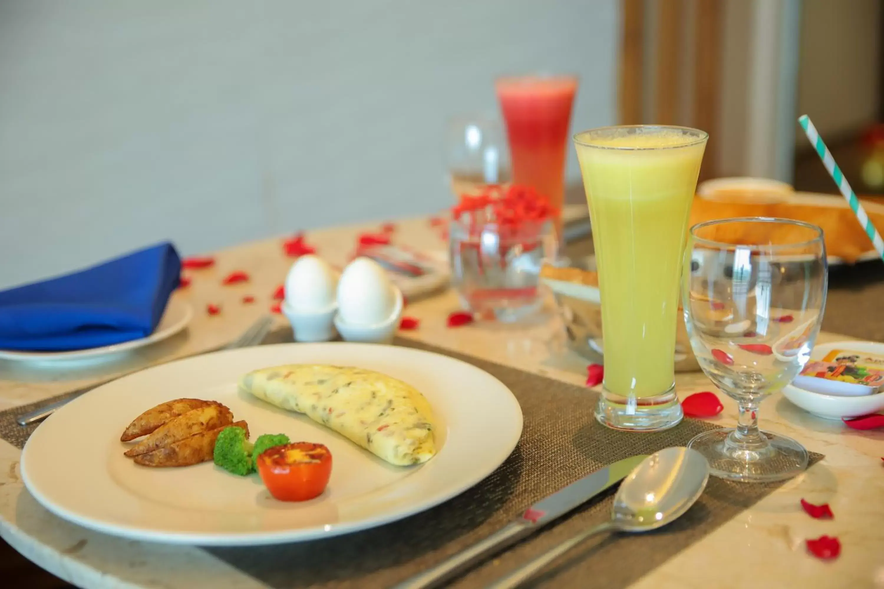 Breakfast in Howard Johnson by Wyndham Udaipur Roop Nagar Breakfast in Howard Johnson by Wyndham Udaipur Roop Nagar