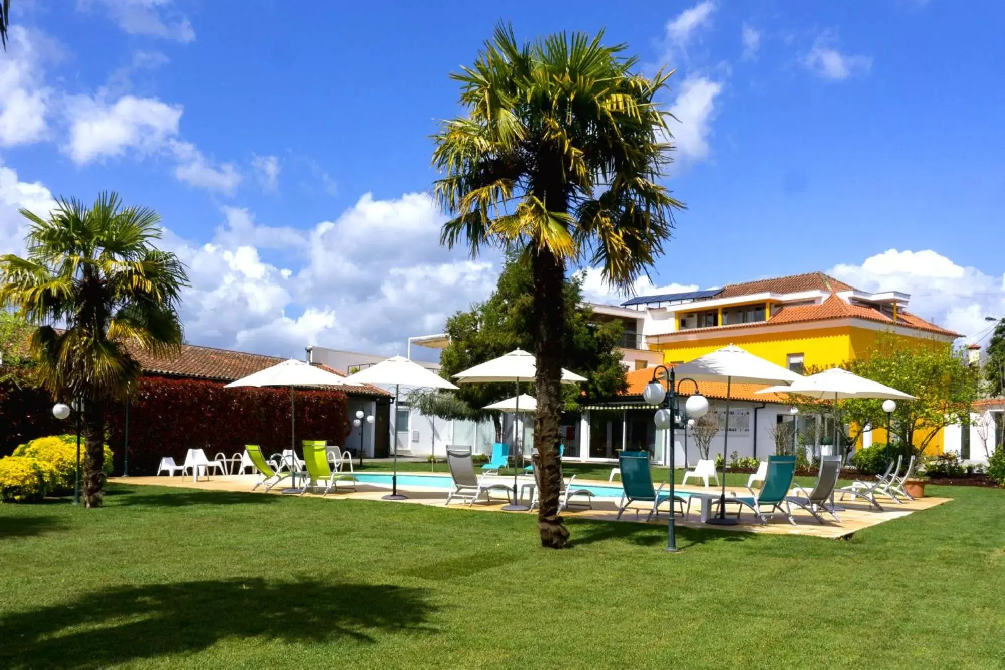 Garden, Swimming Pool in Hotel de Charme Casa Fundevila