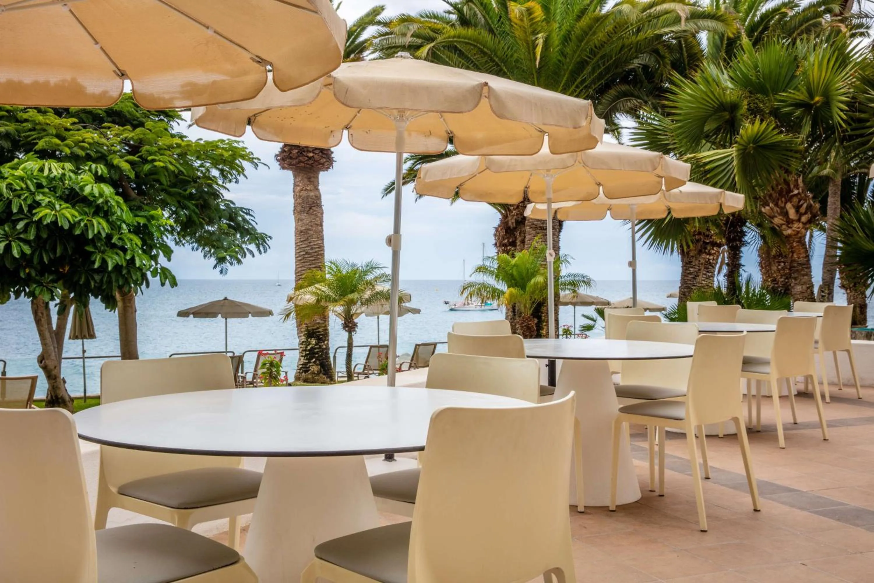 Patio in Radisson Blu Resort Gran Canaria