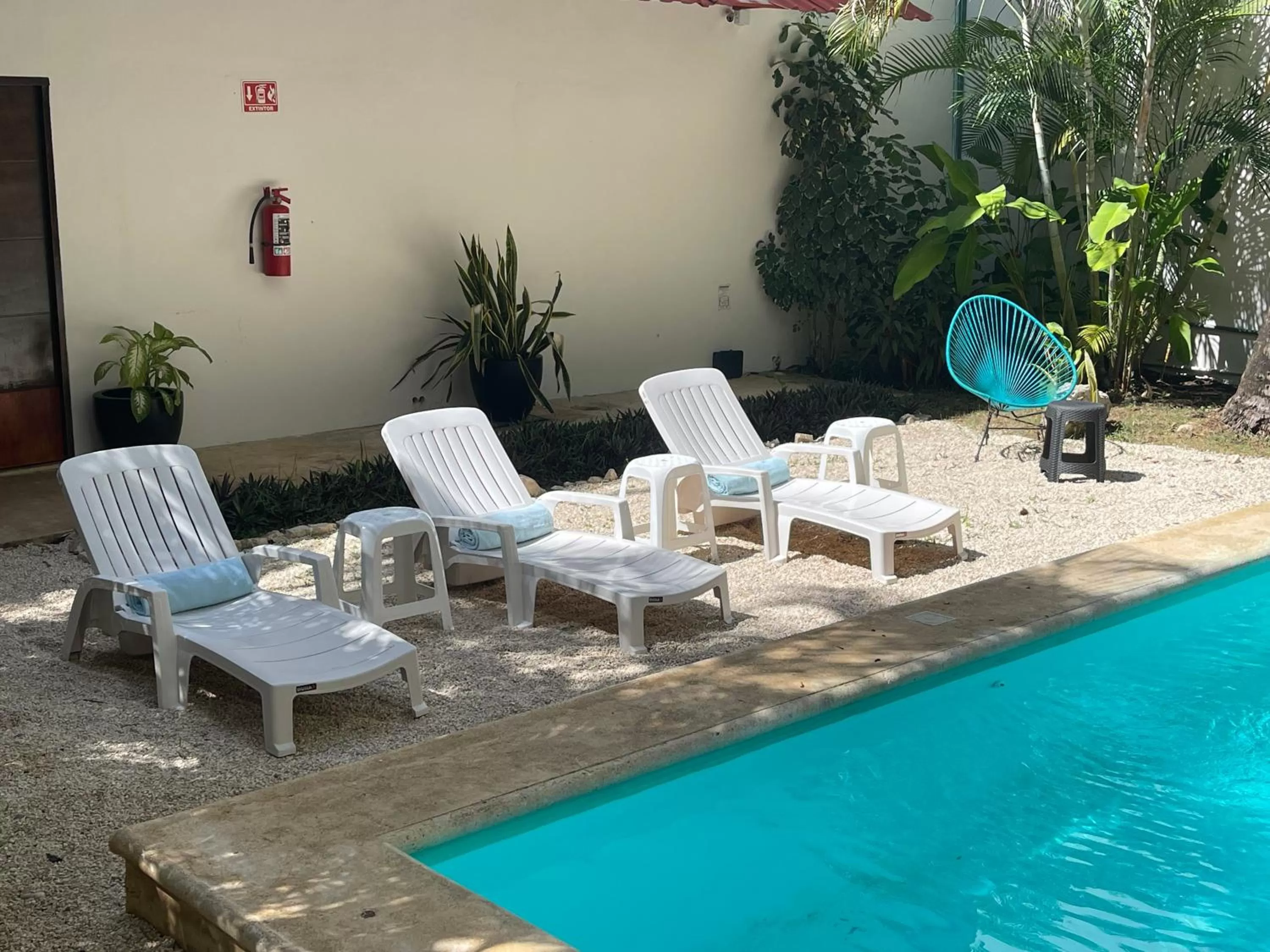 TV and multimedia in Hotel Mariachi by Kavia 5th Av