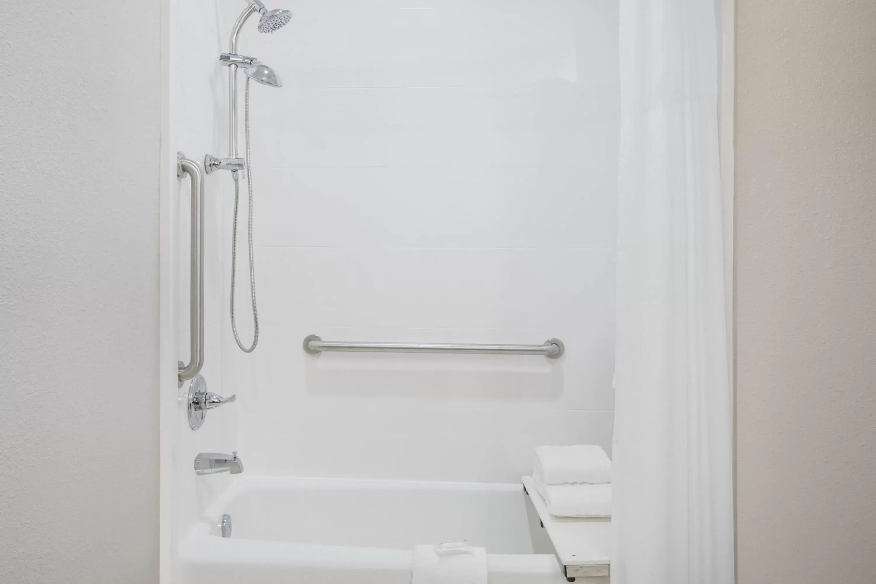 Bathroom in Days Inn by Wyndham Bryan Bathroom in Days Inn by Wyndham Bryan