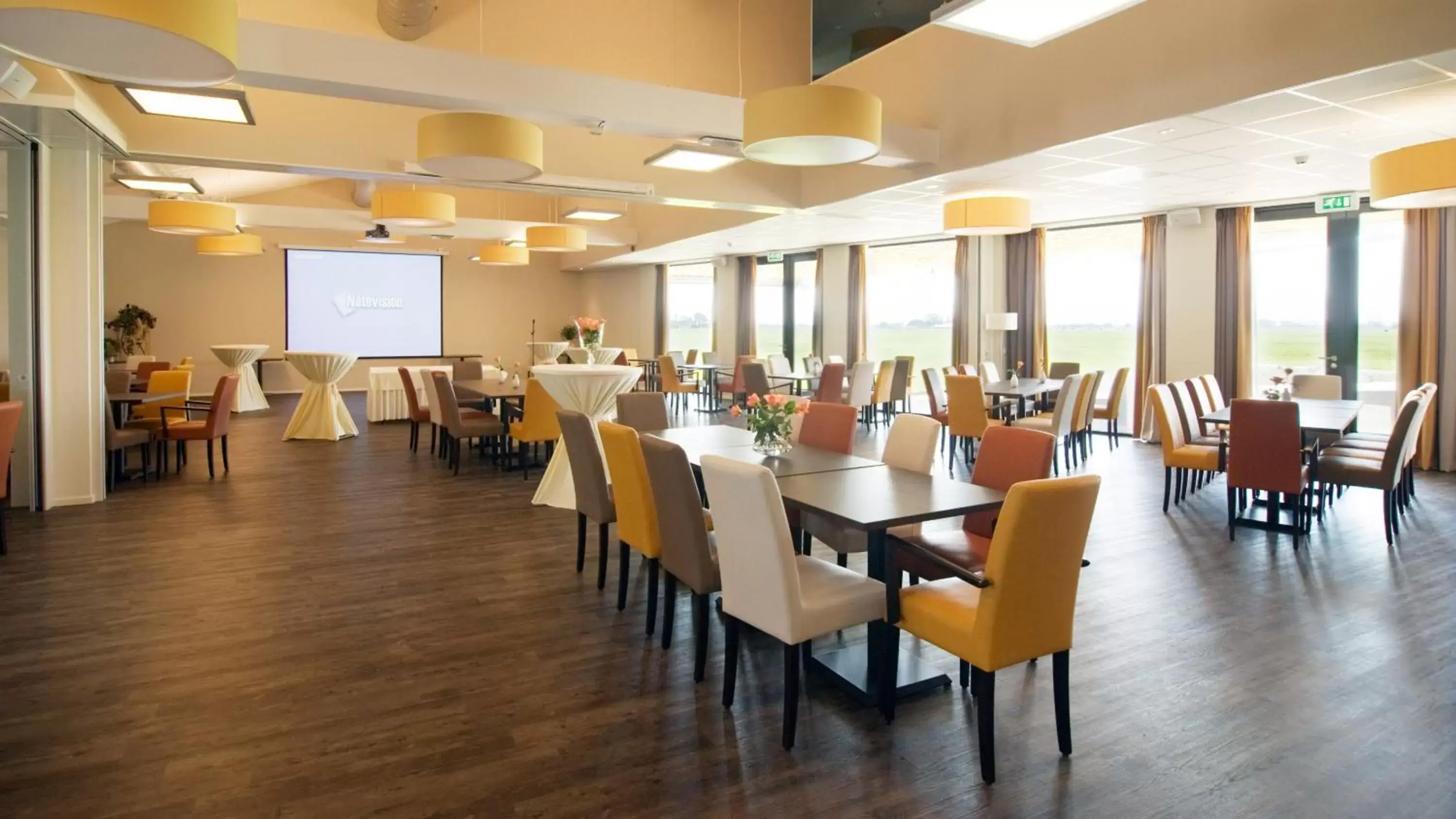Restaurant/places to eat in Best Western Plus Hotel Restaurant Aduard Restaurant/places to eat in Best Western Plus Hotel Restaurant Aduard