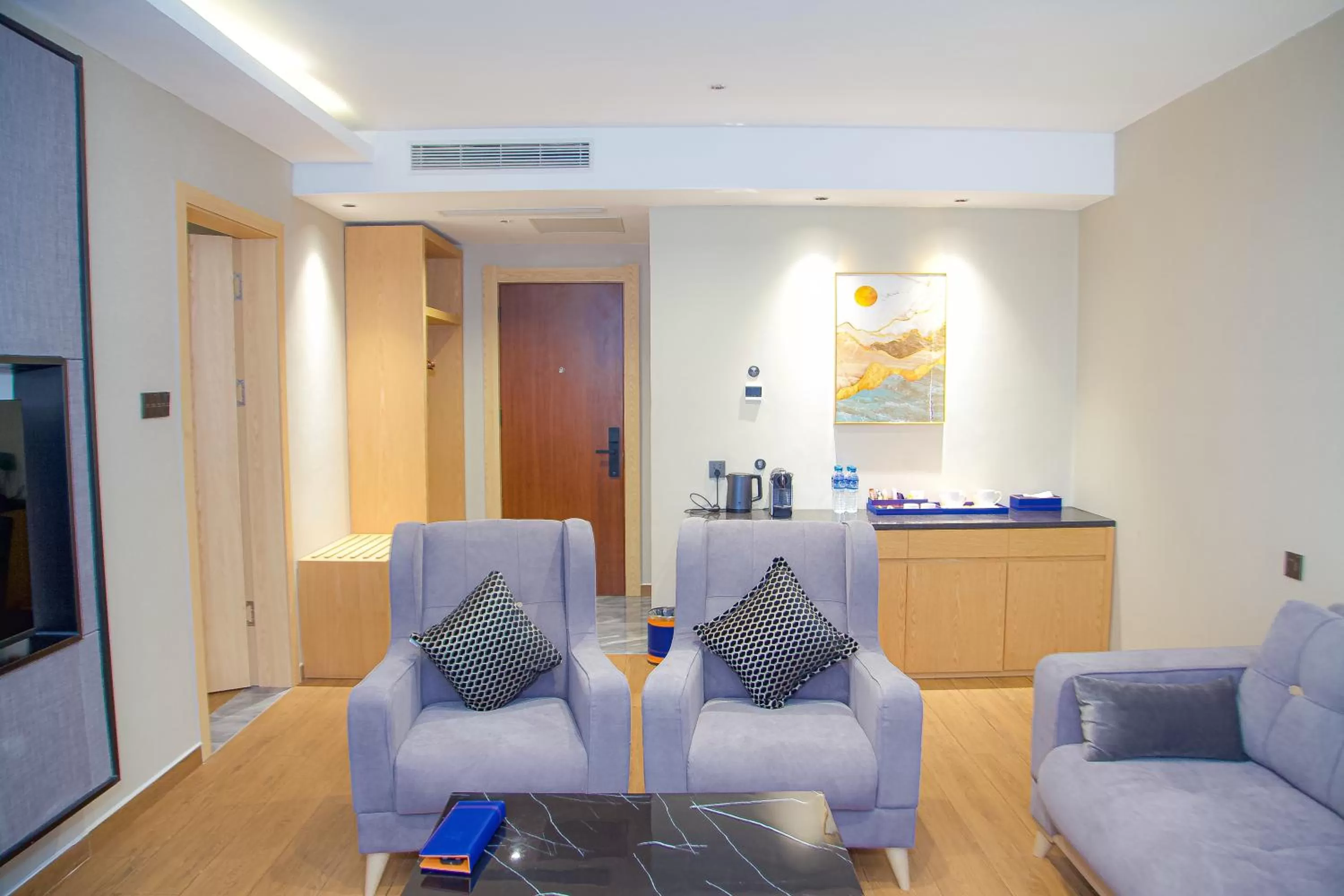 Living room in Hôtel FAMILLE MONDIALE