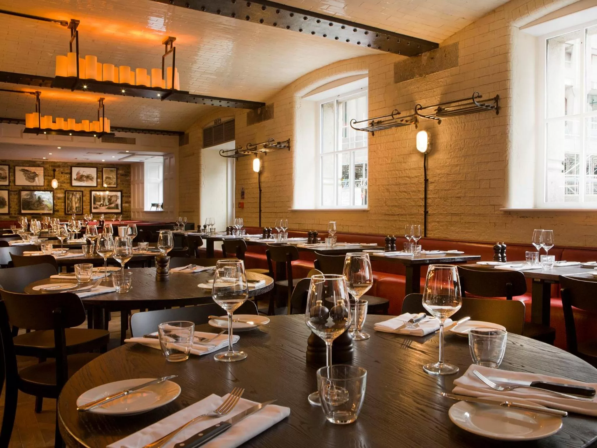 Restaurant/places to eat in Montcalm Brewery, London City