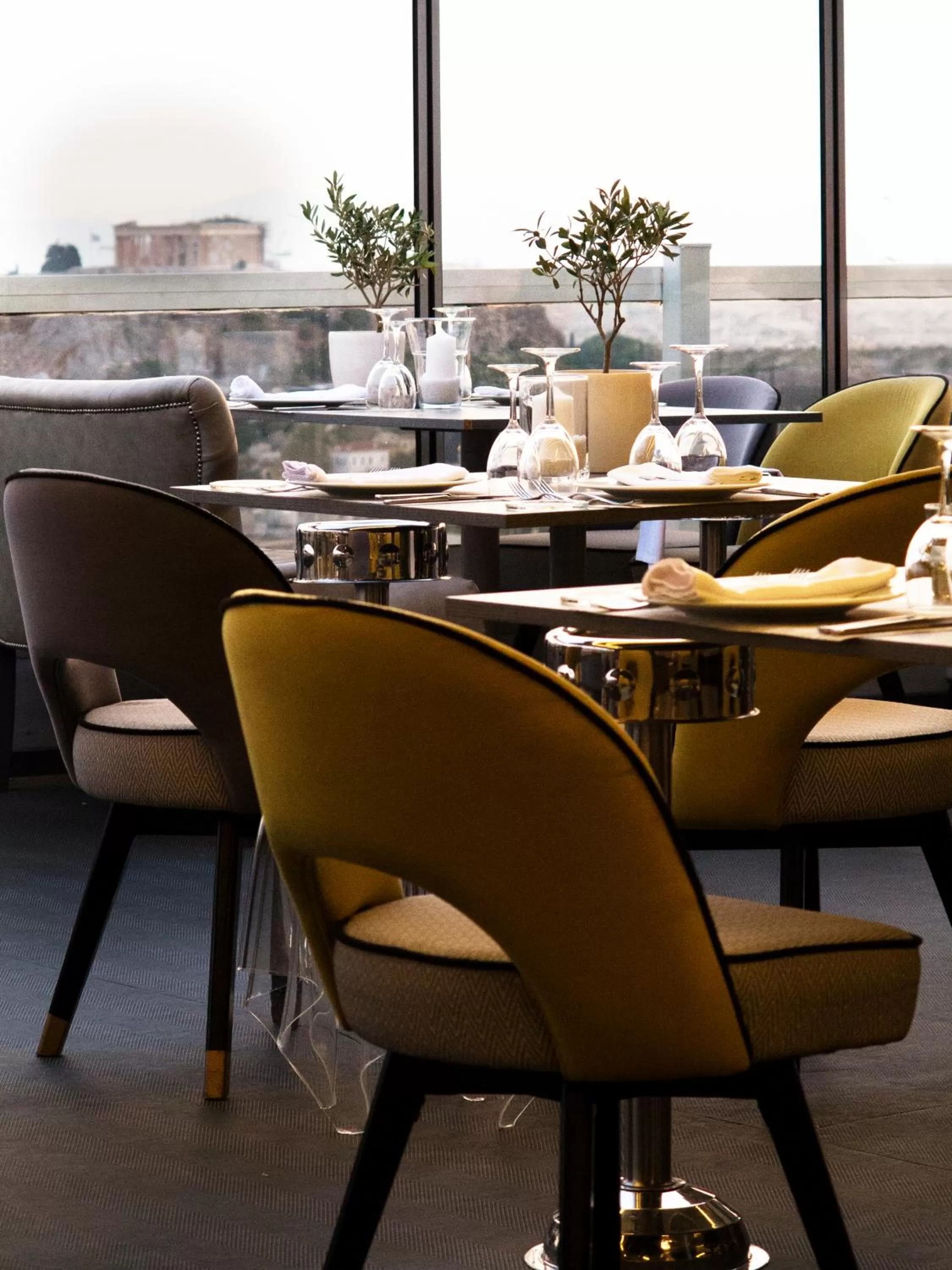 Lounge or bar in St George Lycabettus Lifestyle Hotel