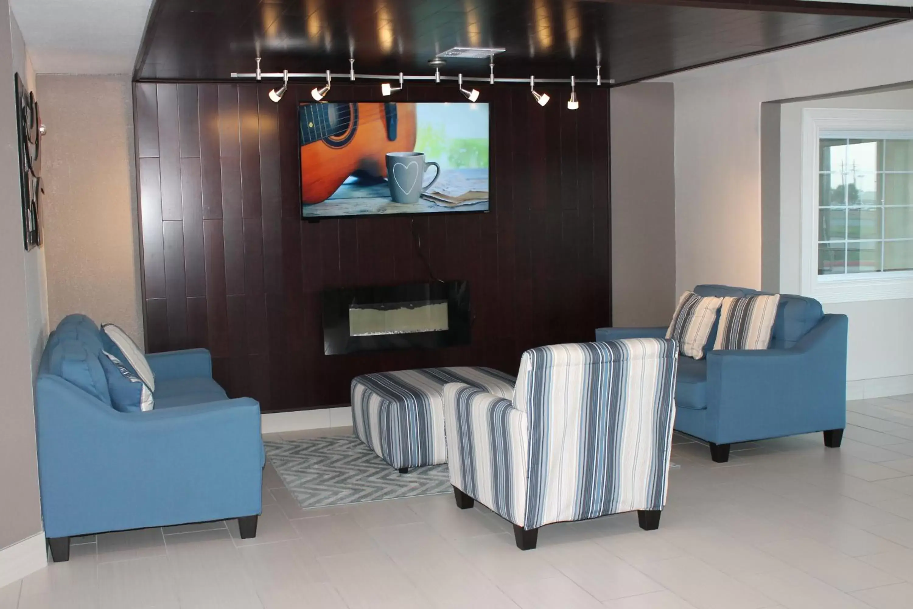 Lobby or reception, Seating Area in Quality Inn & Suites Port Arthur - Nederland