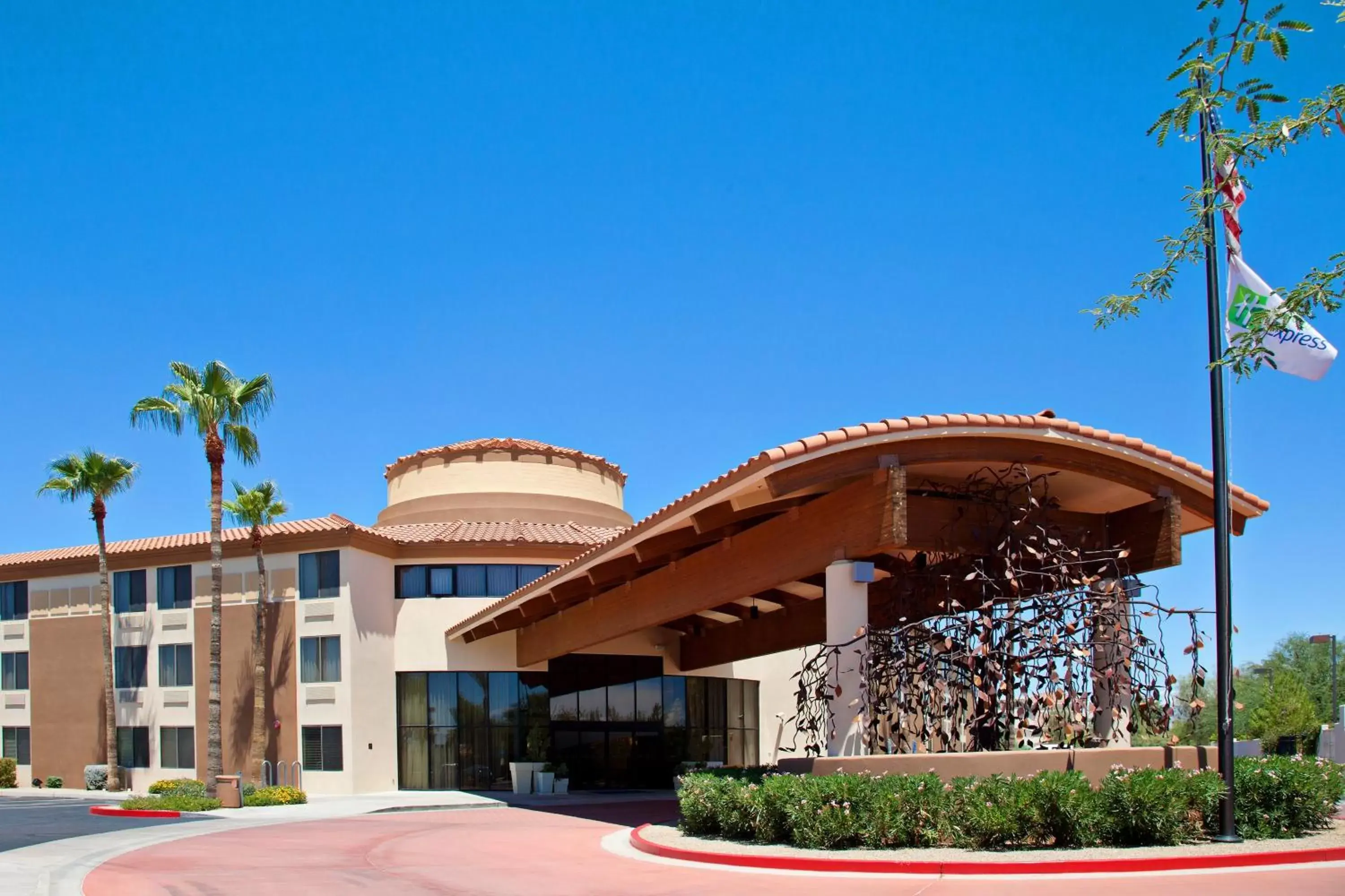 Property Building in Holiday Inn Express Scottsdale North, an IHG Hotel