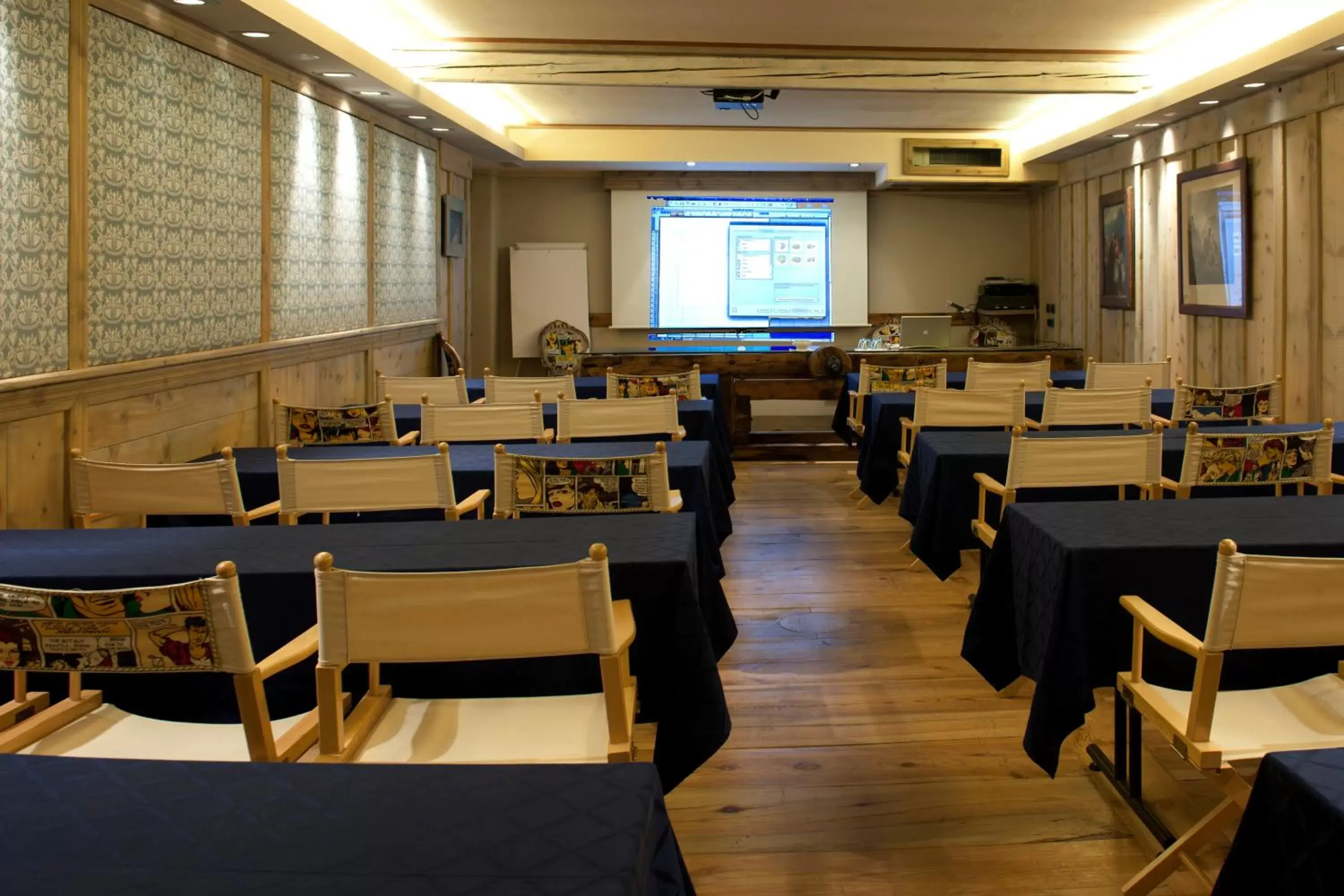 Business facilities in Hotel Chalet La Meridiana