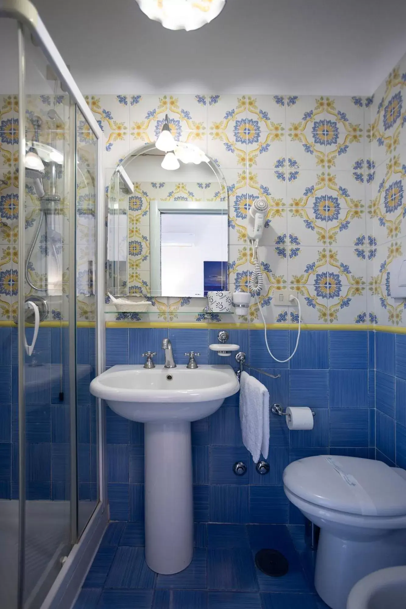 Bathroom in Locanda Costa D'Amalfi