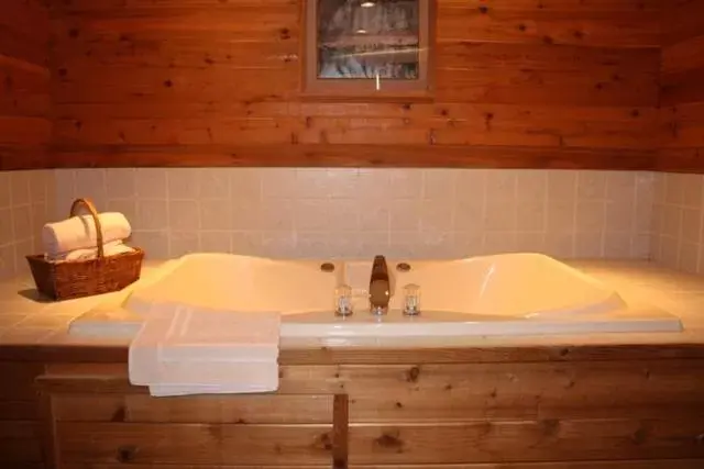 Bathroom in The Lodge at Crooked Lake