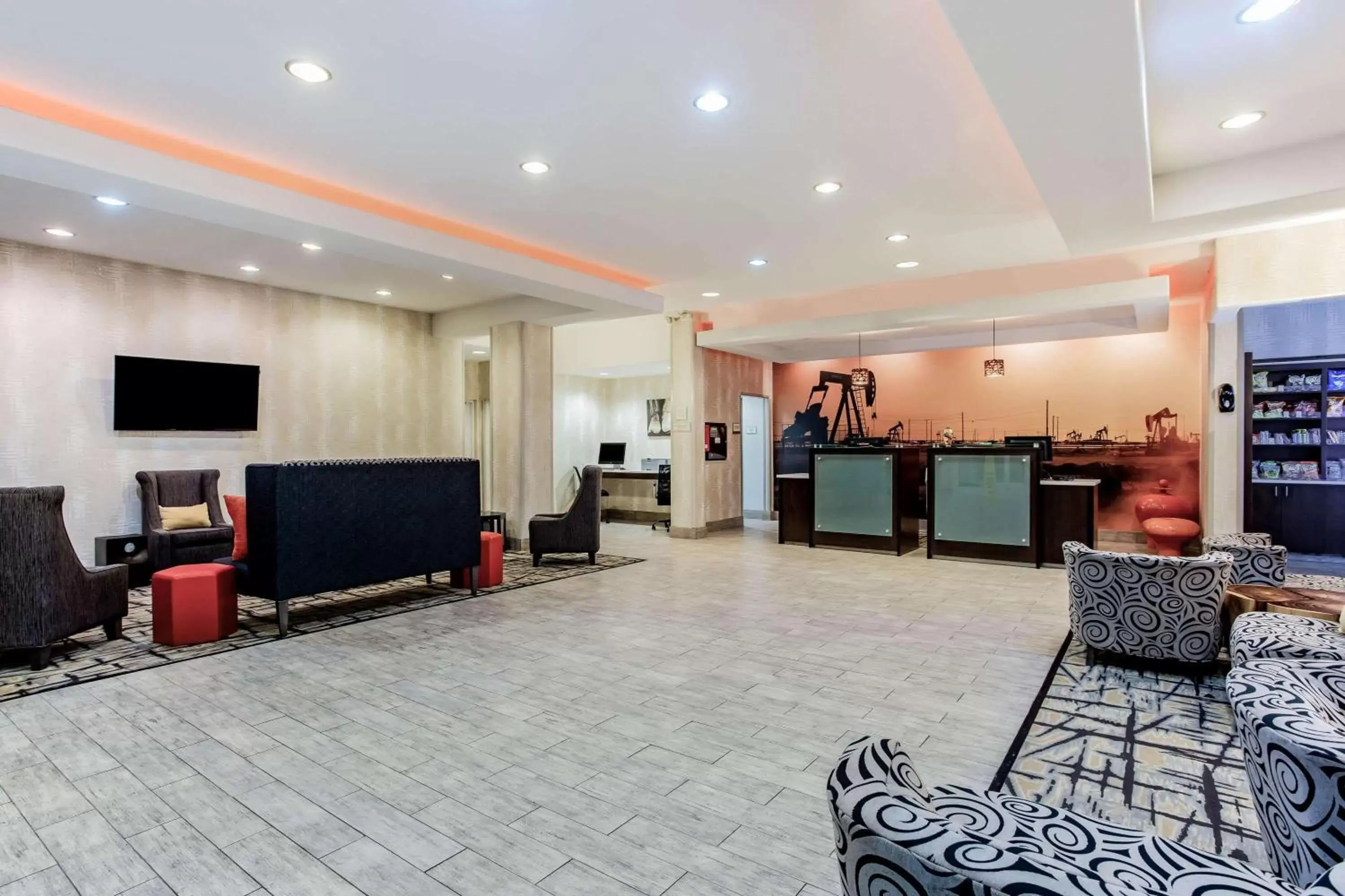 Lobby or reception in La Quinta by Wyndham Andrews Lobby or reception in La Quinta by Wyndham Andrews