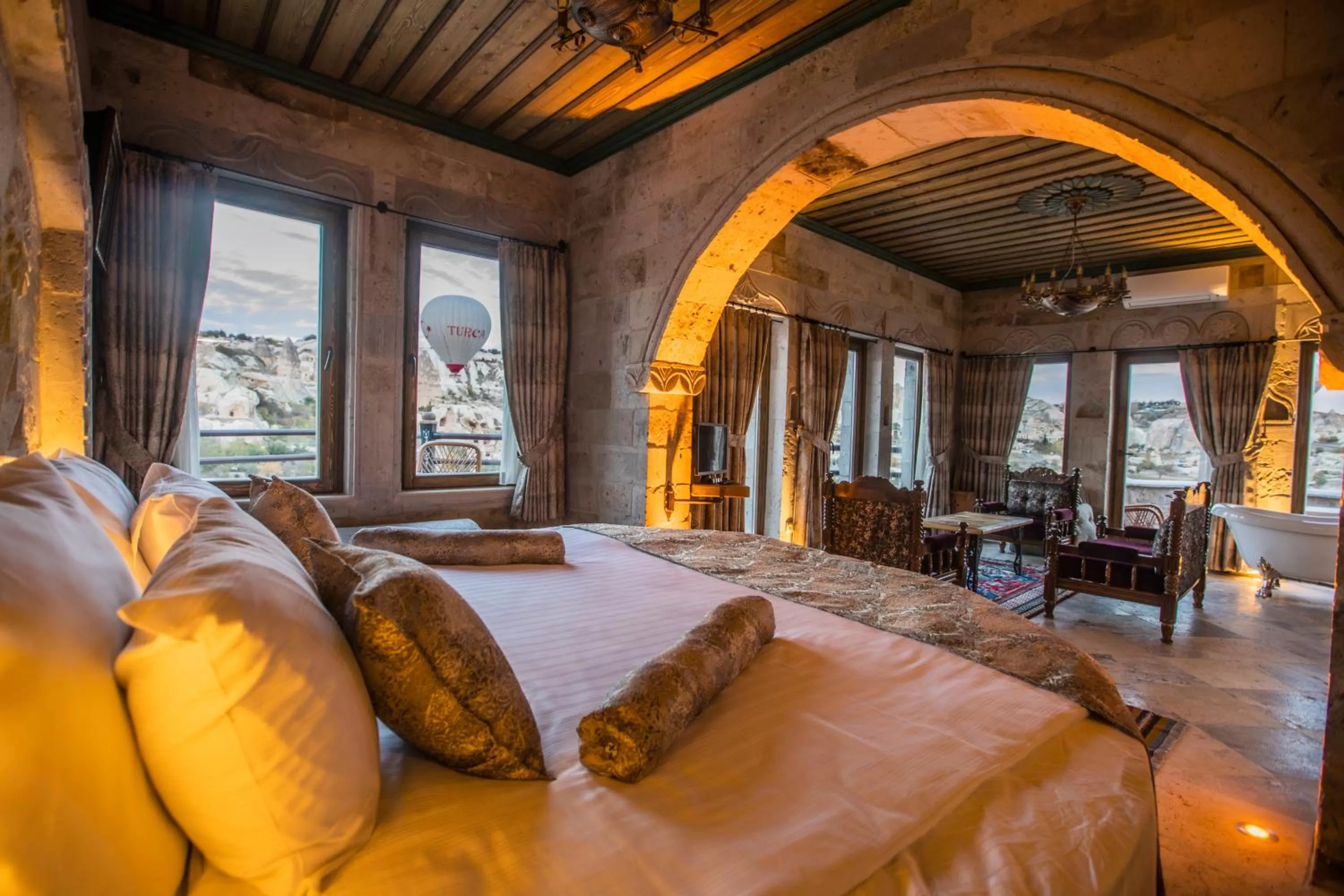 View (from property/room), Bed in Şah Saray Cave Suites Halal Hotel