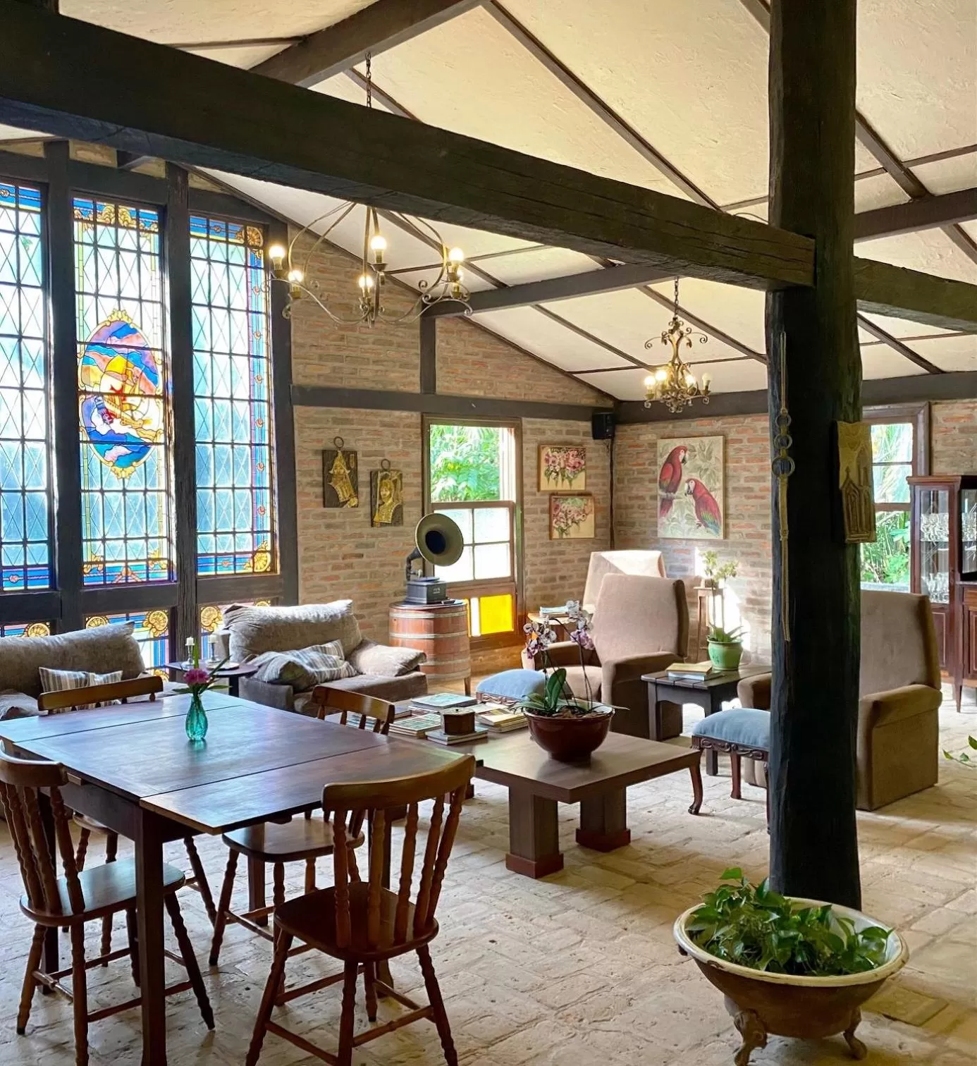 Restaurant/places to eat in Hotel Santa Esmeralda