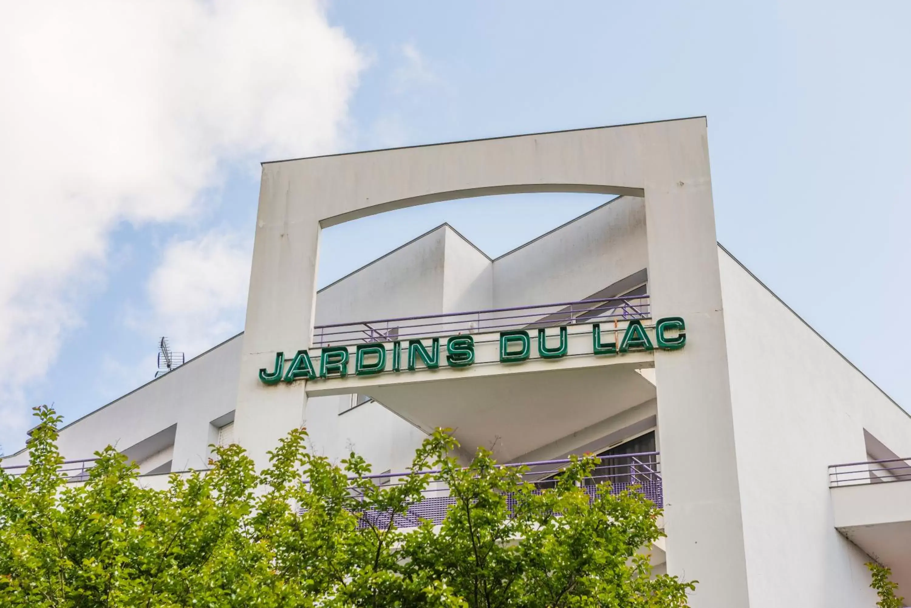 Property building, Property Logo/Sign in CERISE Dax - Les Jardins du Lac