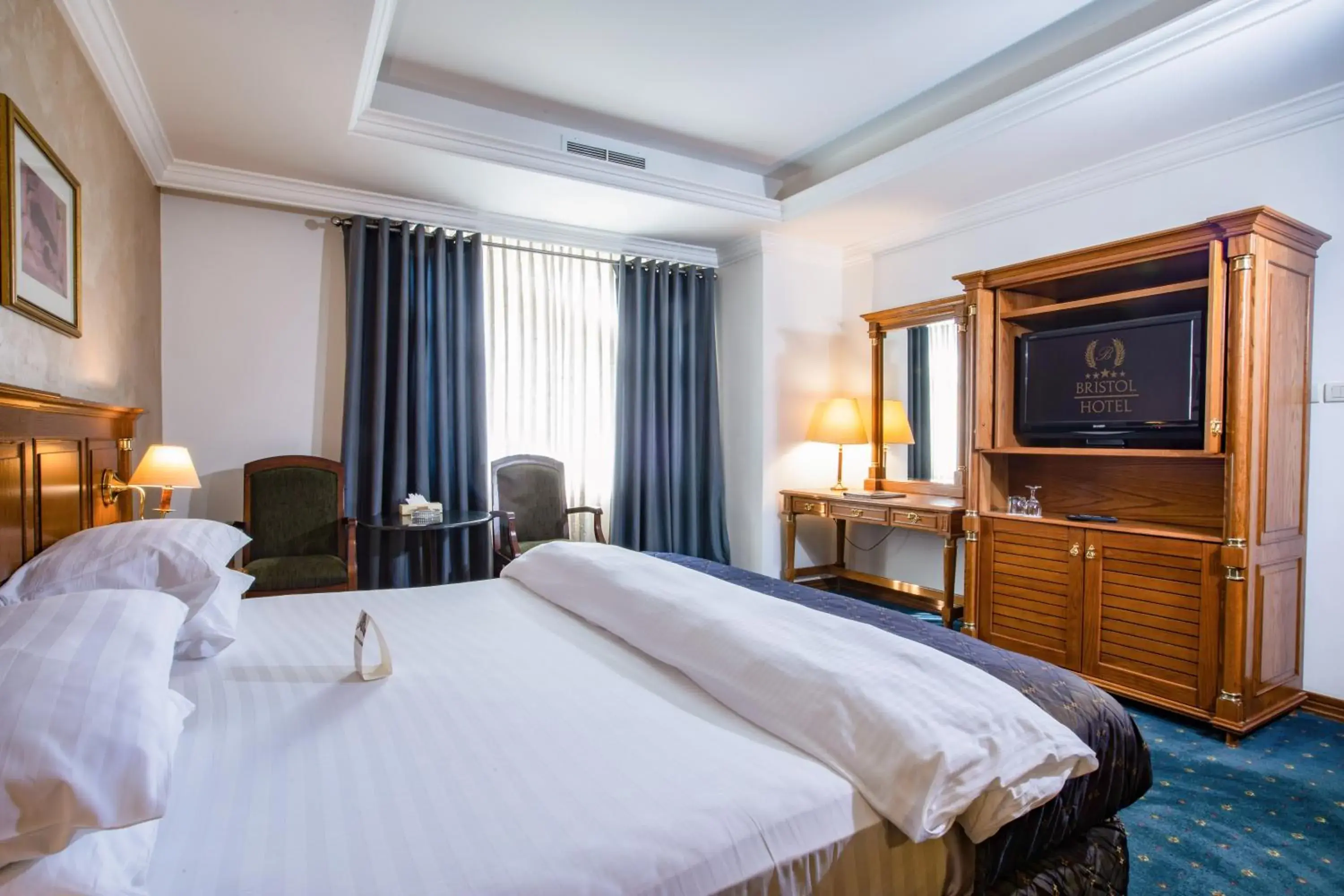 Bed in Bristol Amman Hotel