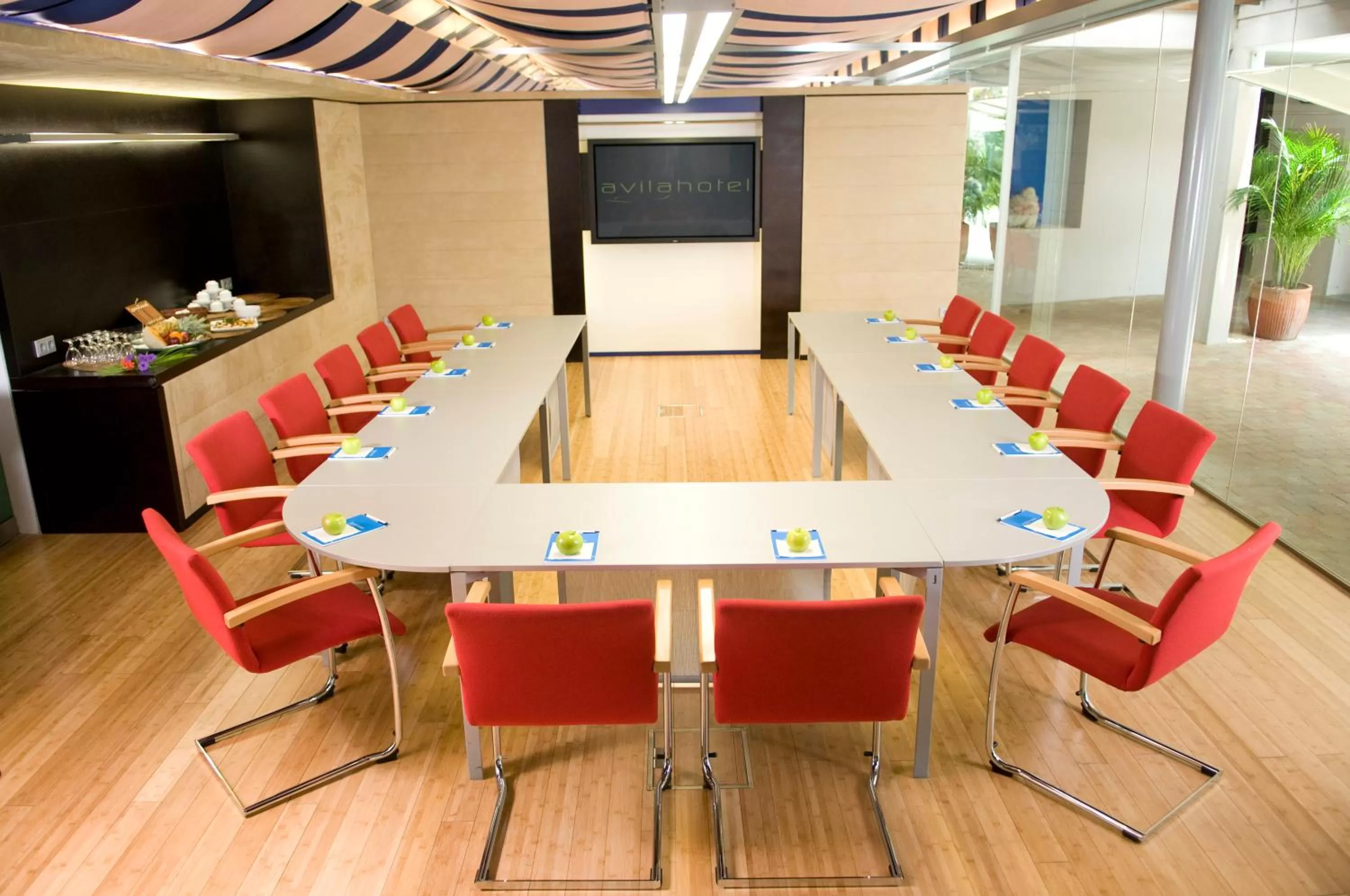 Business facilities in Curacao Avila Beach Hotel