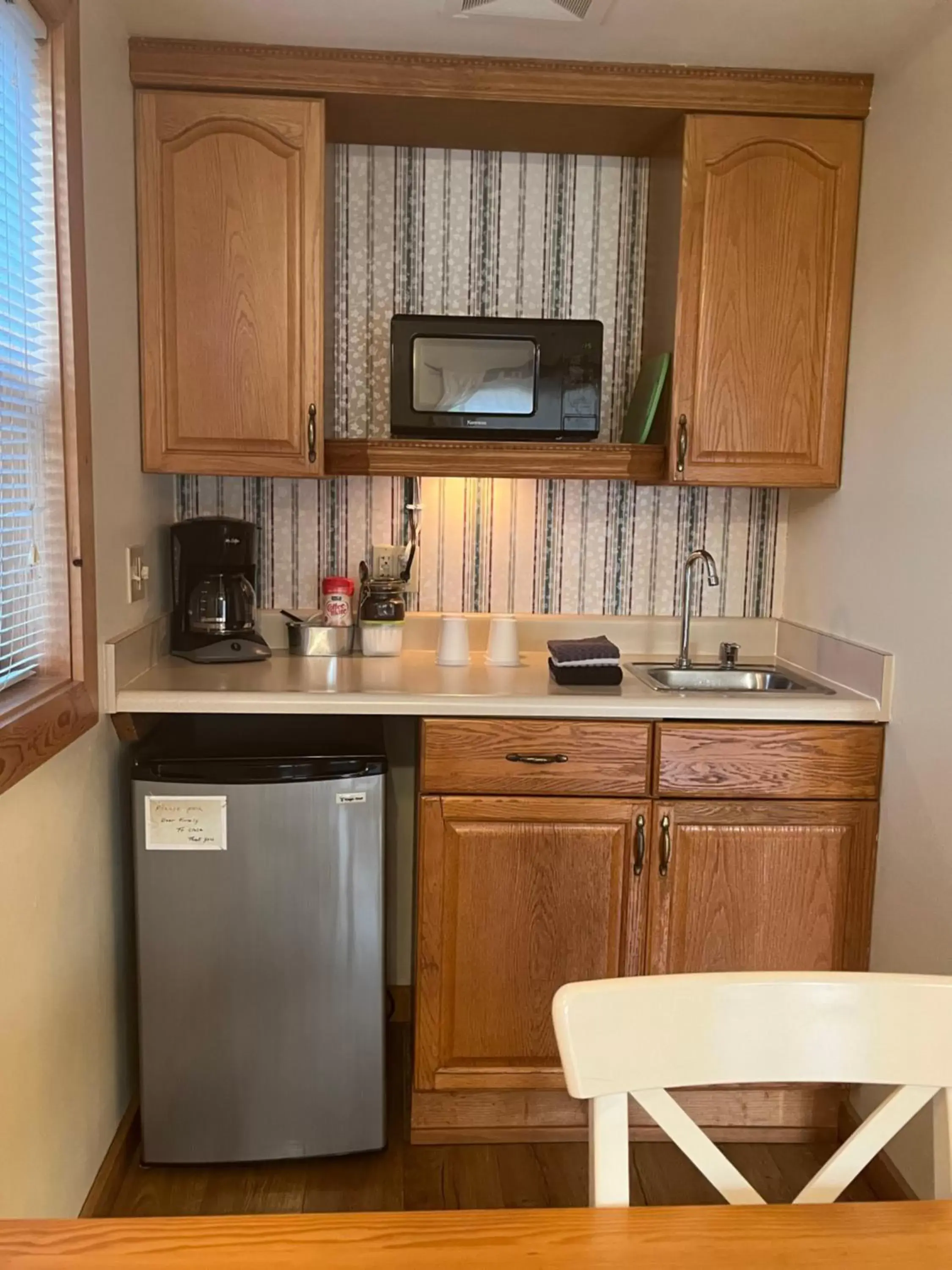 Kitchen or kitchenette, Kitchen/Kitchenette in River Run Inn