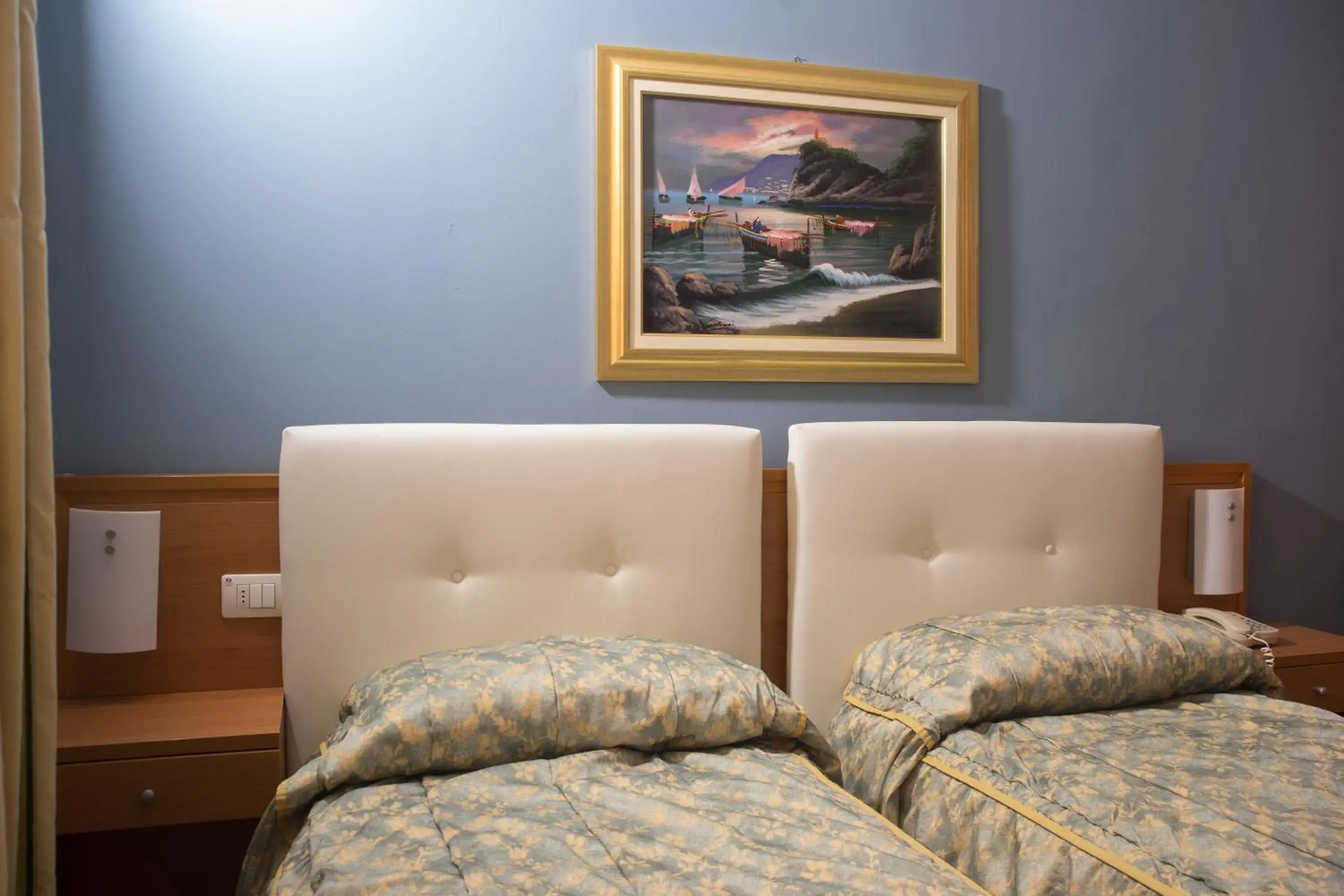Bed in Hotel Garda