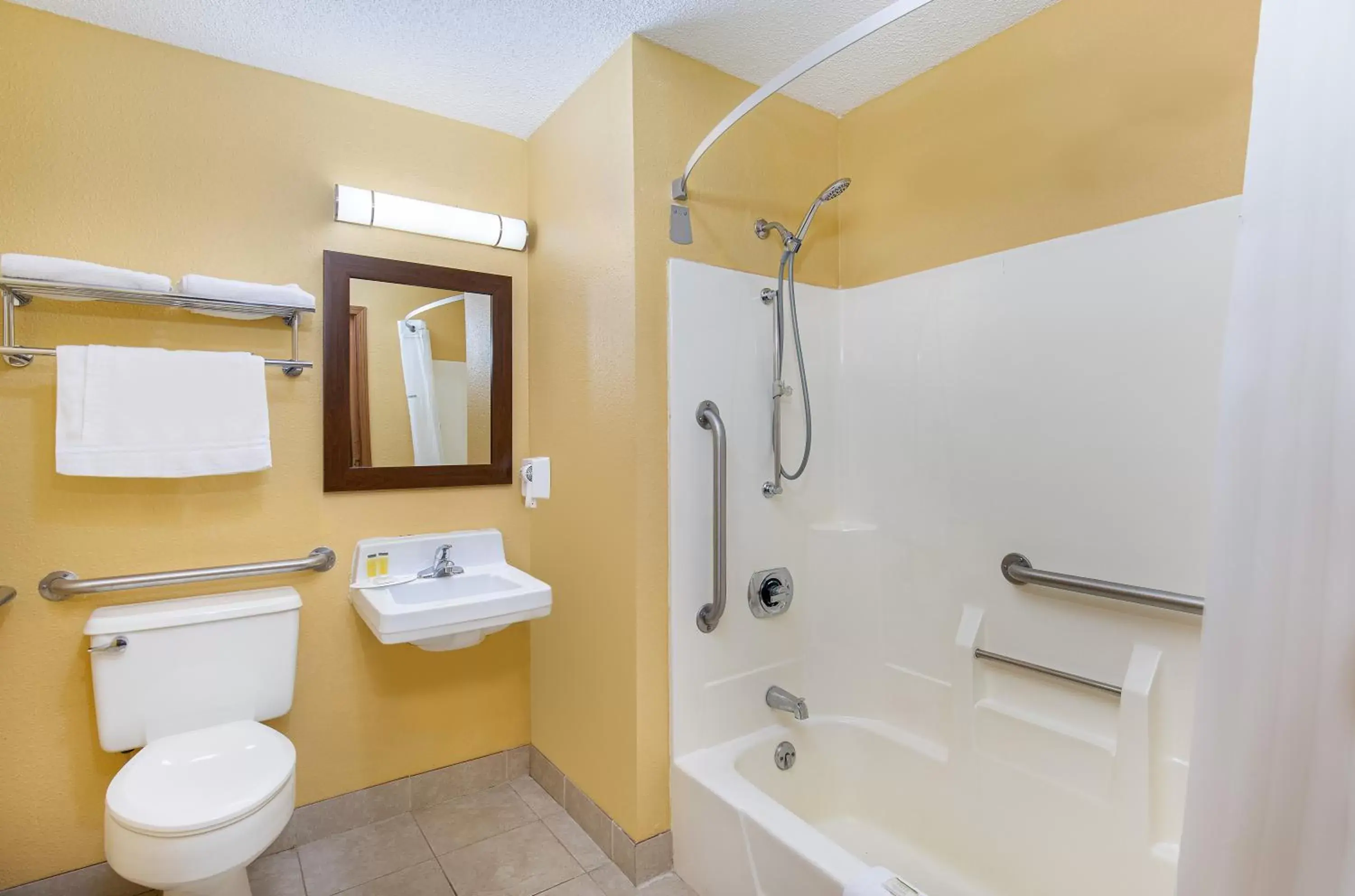 Bathroom in Super 8 by Wyndham Somerset