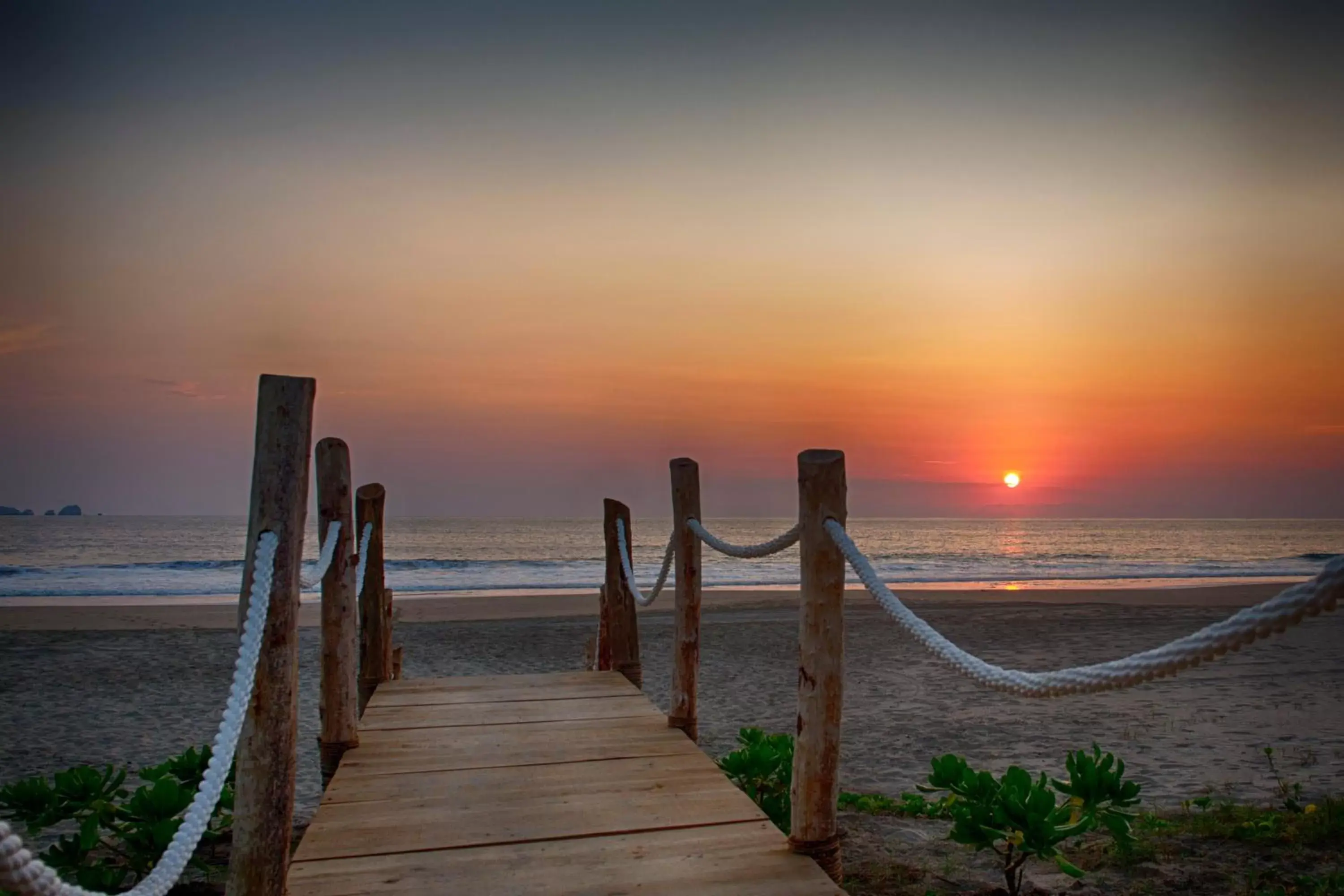 Sunset, Sunrise/Sunset in Marea Beachfront Villas