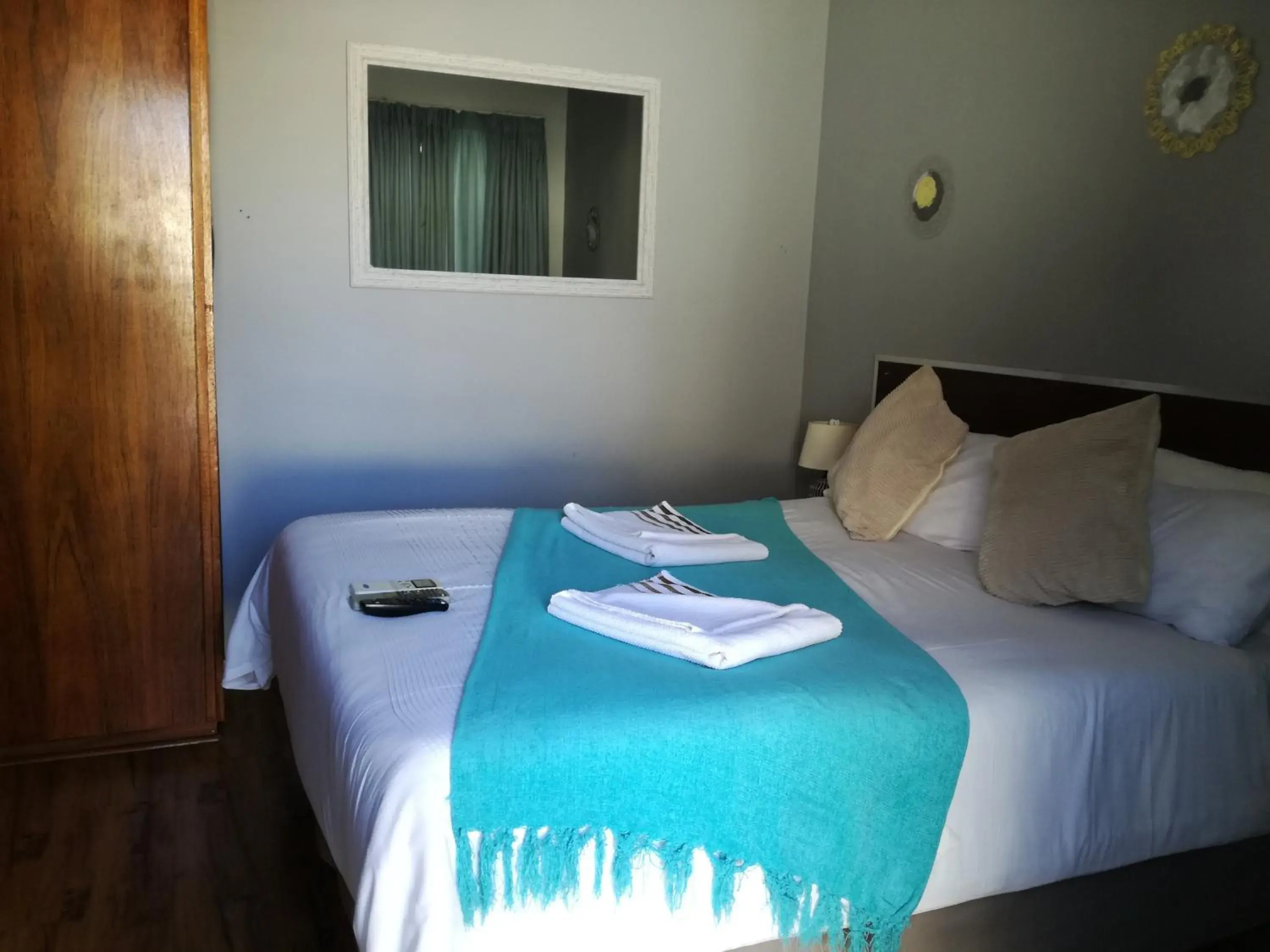 Comfort Double Room with Shower in 21 On Coetzee Guest House