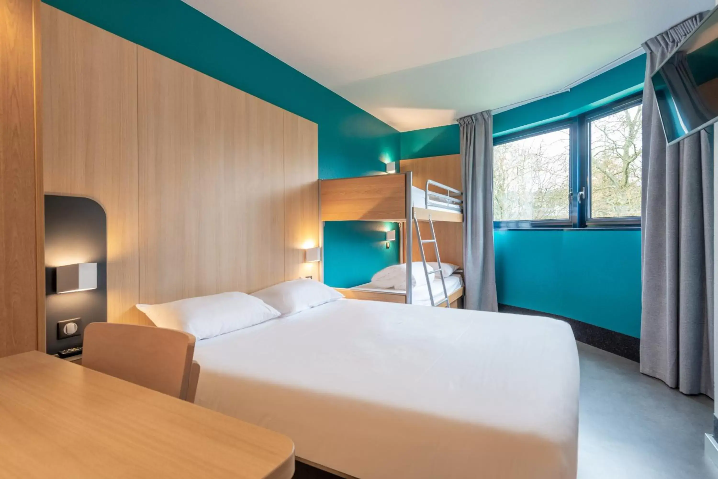 Bedroom in B&B HOTEL Cholet Sud
