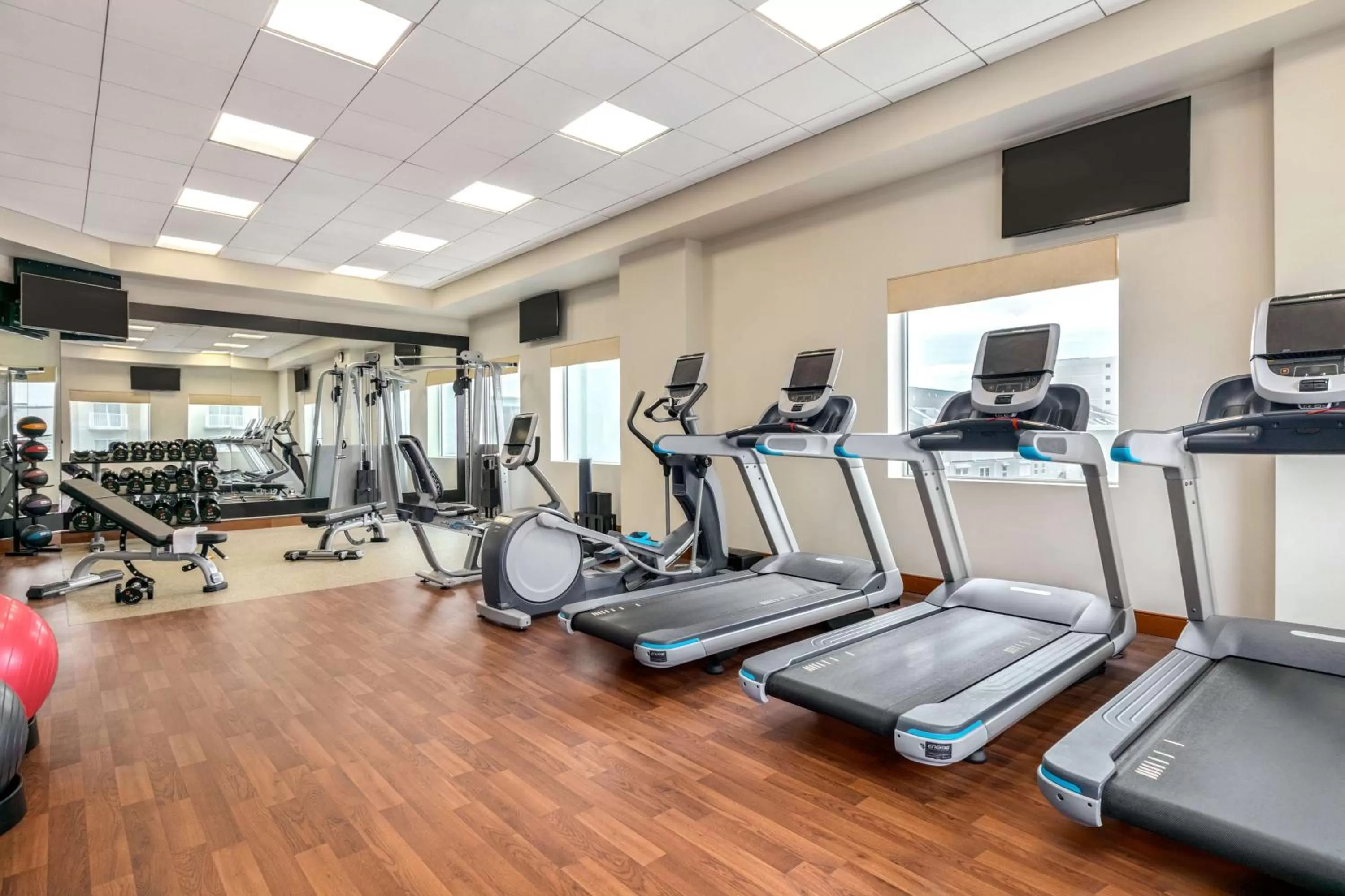 Fitness centre/facilities in Hilton Suites Ocean City Oceanfront