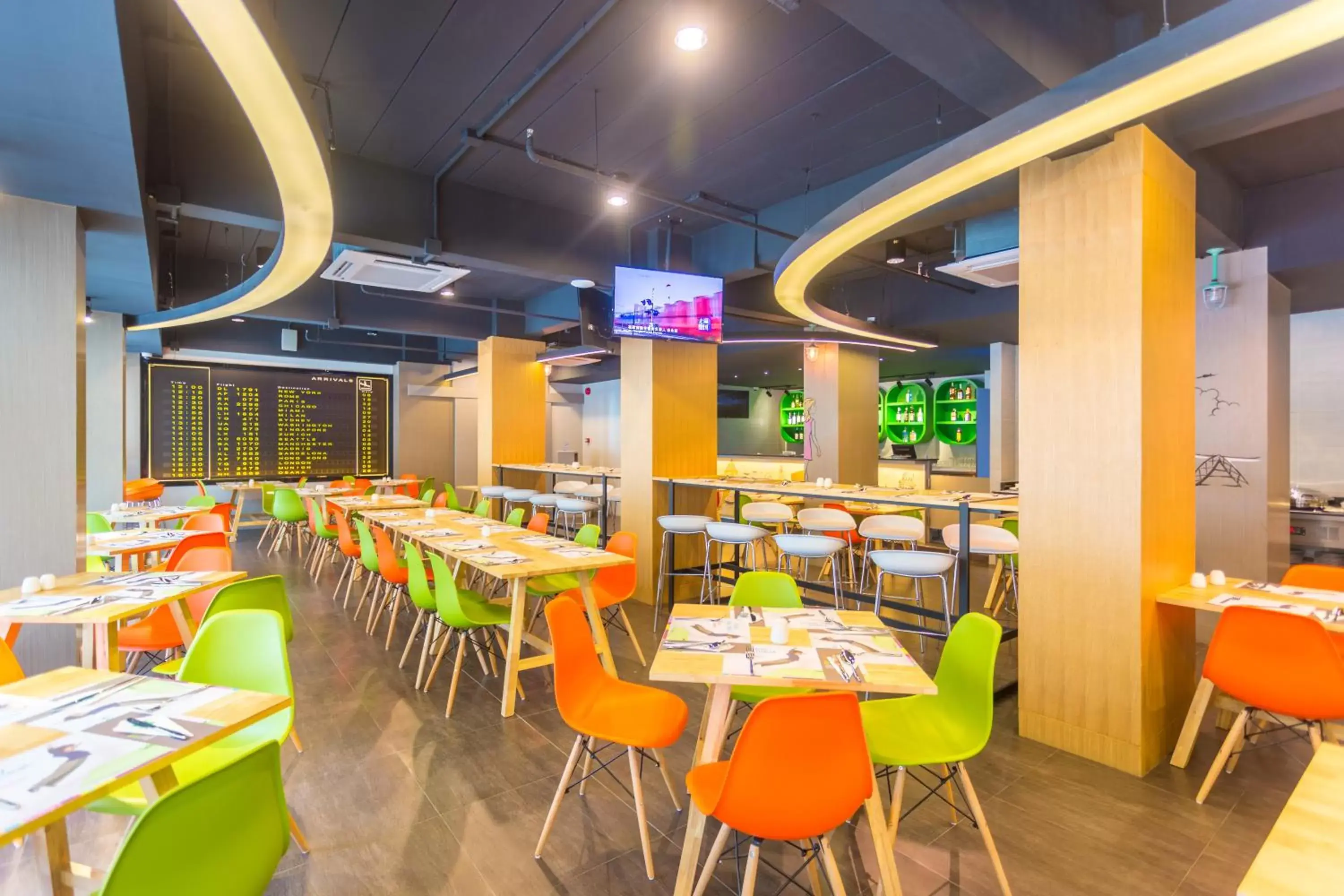 Restaurant/Places to Eat in Ibis Styles Bangkok Sukhumvit 50