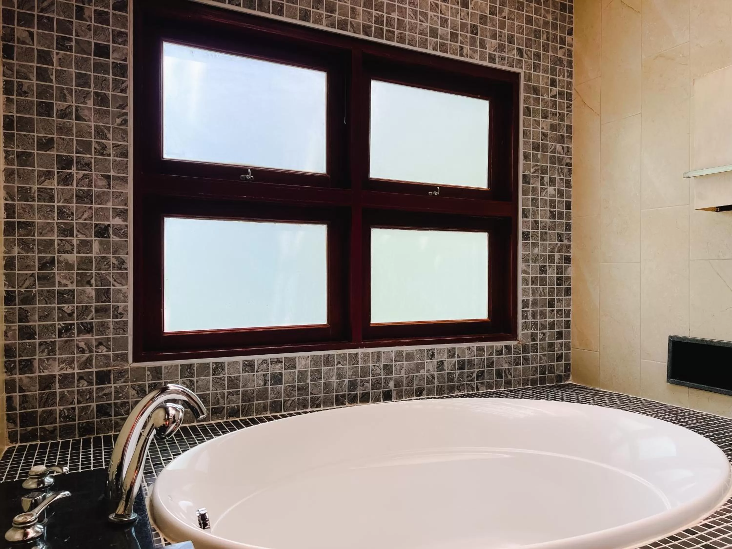 Bathroom in Aonang Phu Pi Maan Resort & Spa