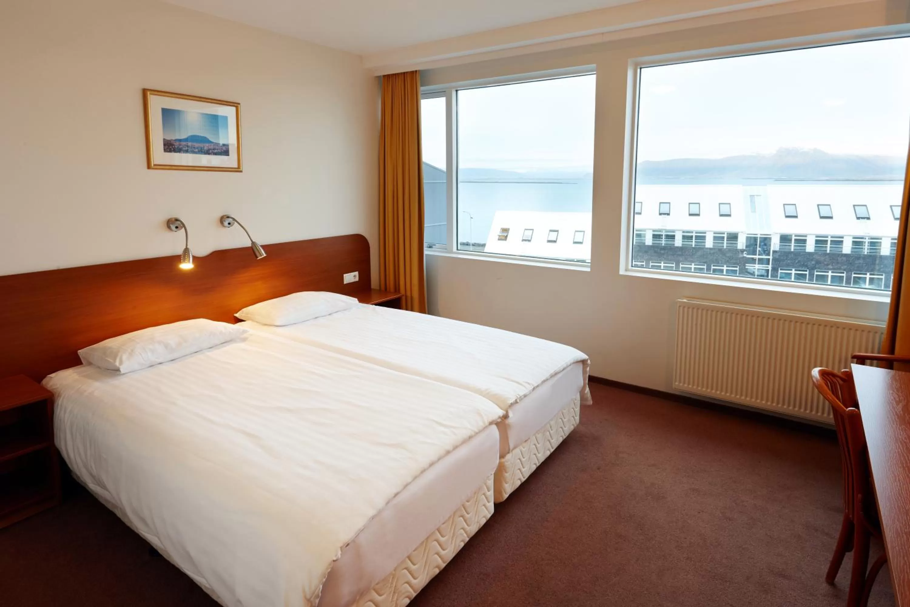 Bedroom, Bed in Fosshotel Baron