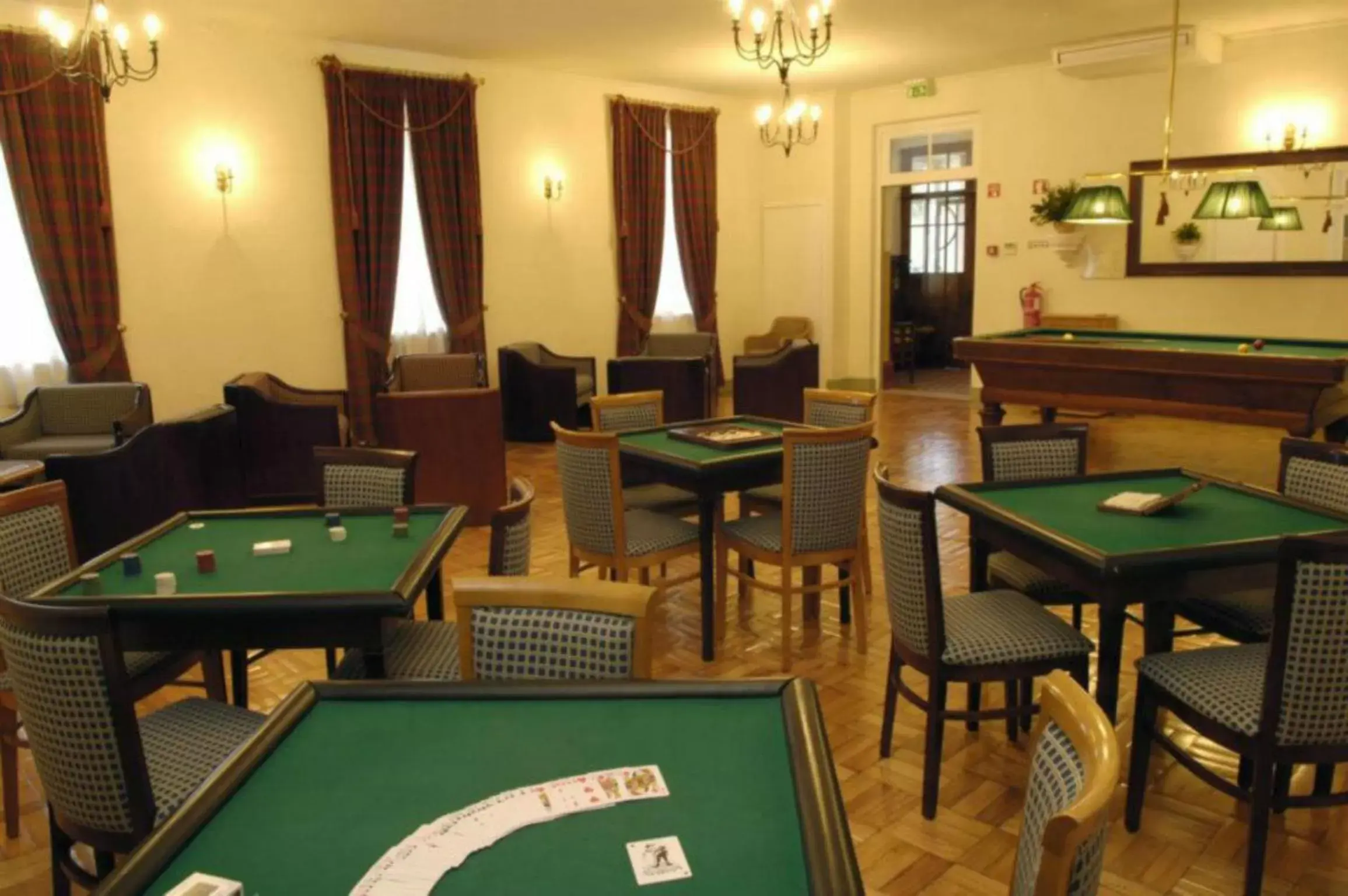 Game Room, Billiards in Palace Hotel & Spa - Termas de Sao Vicente