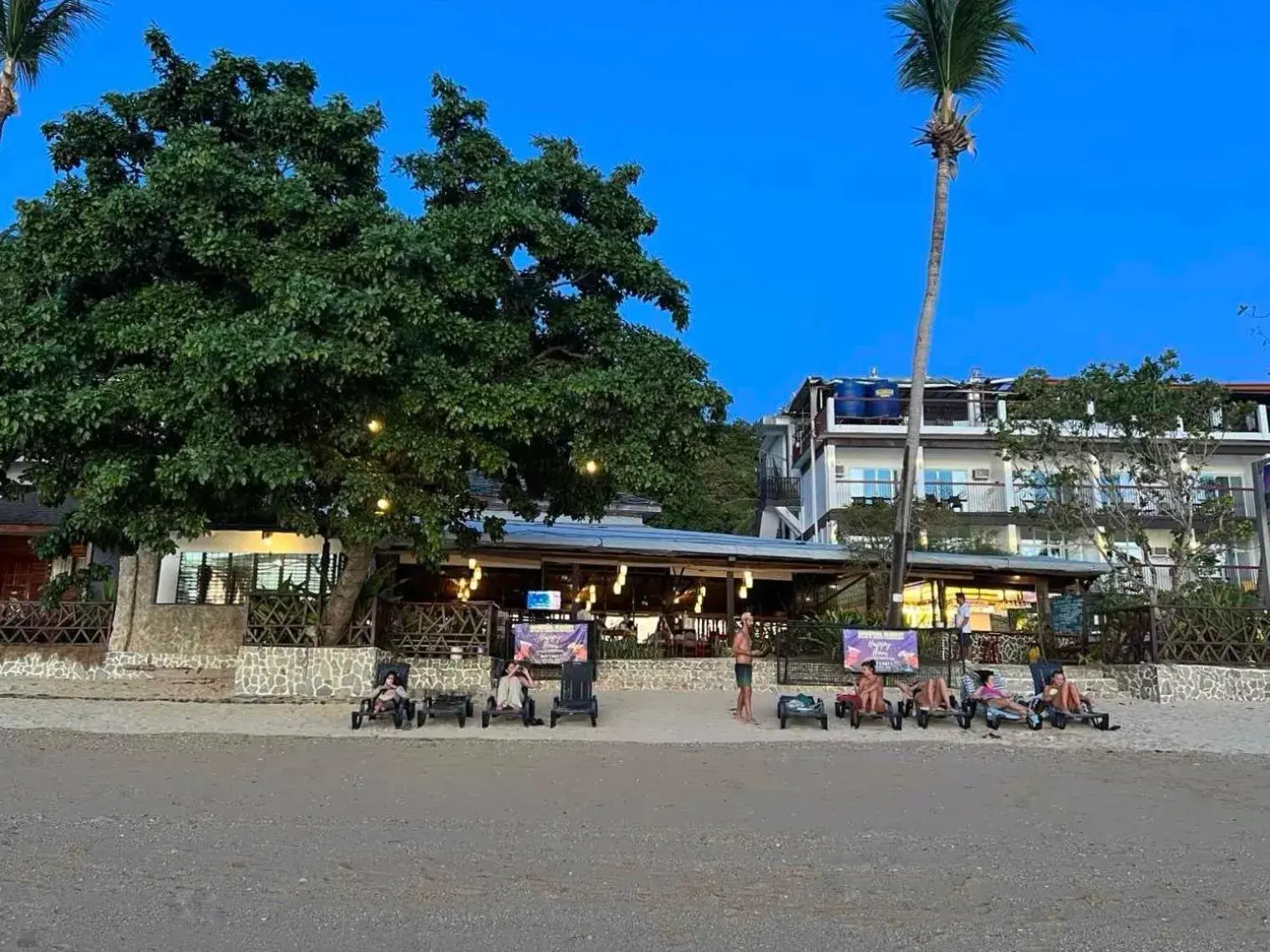 Restaurant/places to eat, Property Building in Doublegem Beach Resort and Hotel