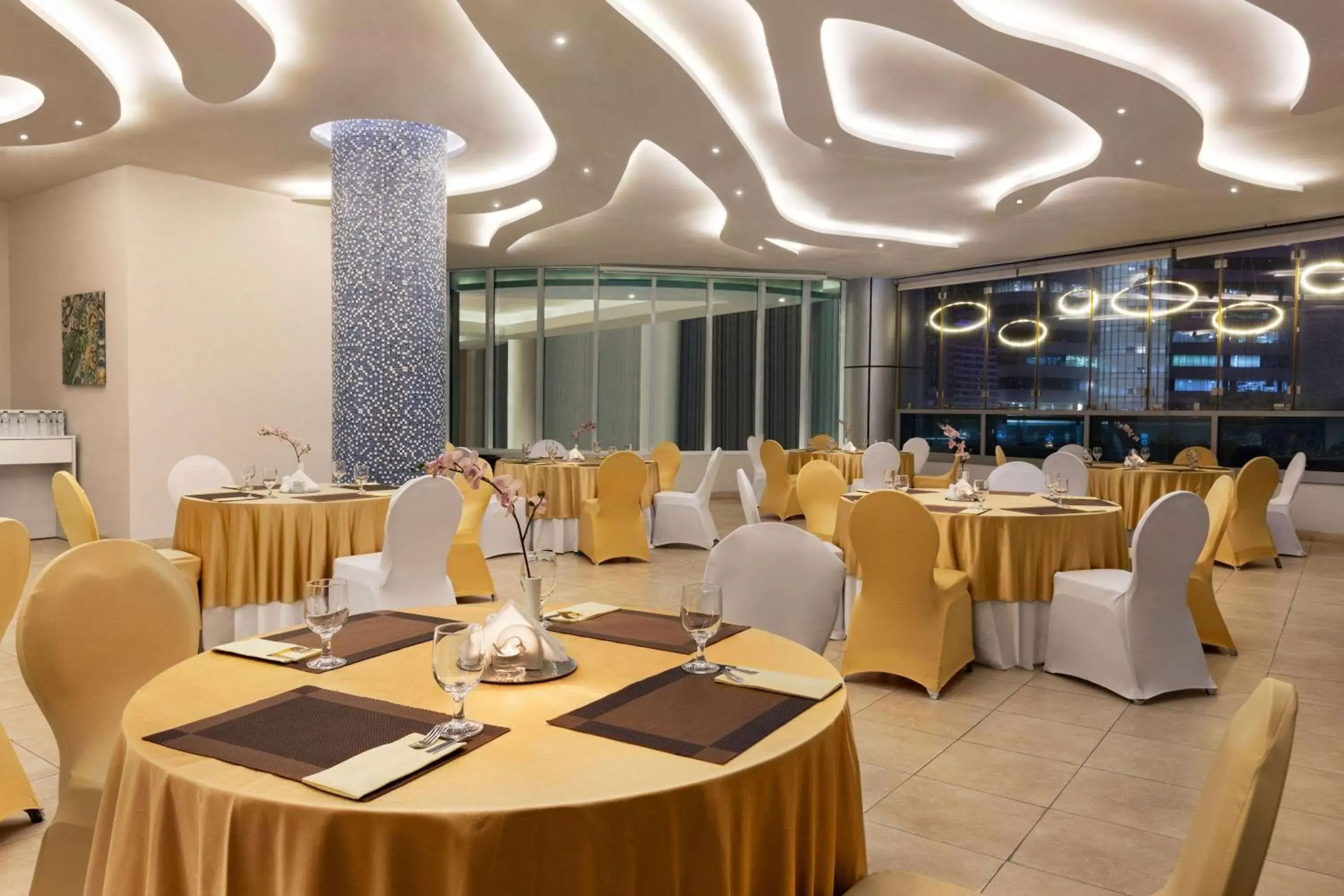 Meeting/conference room, Banquet Facilities in Ramada by Wyndham Dubai Barsha Heights