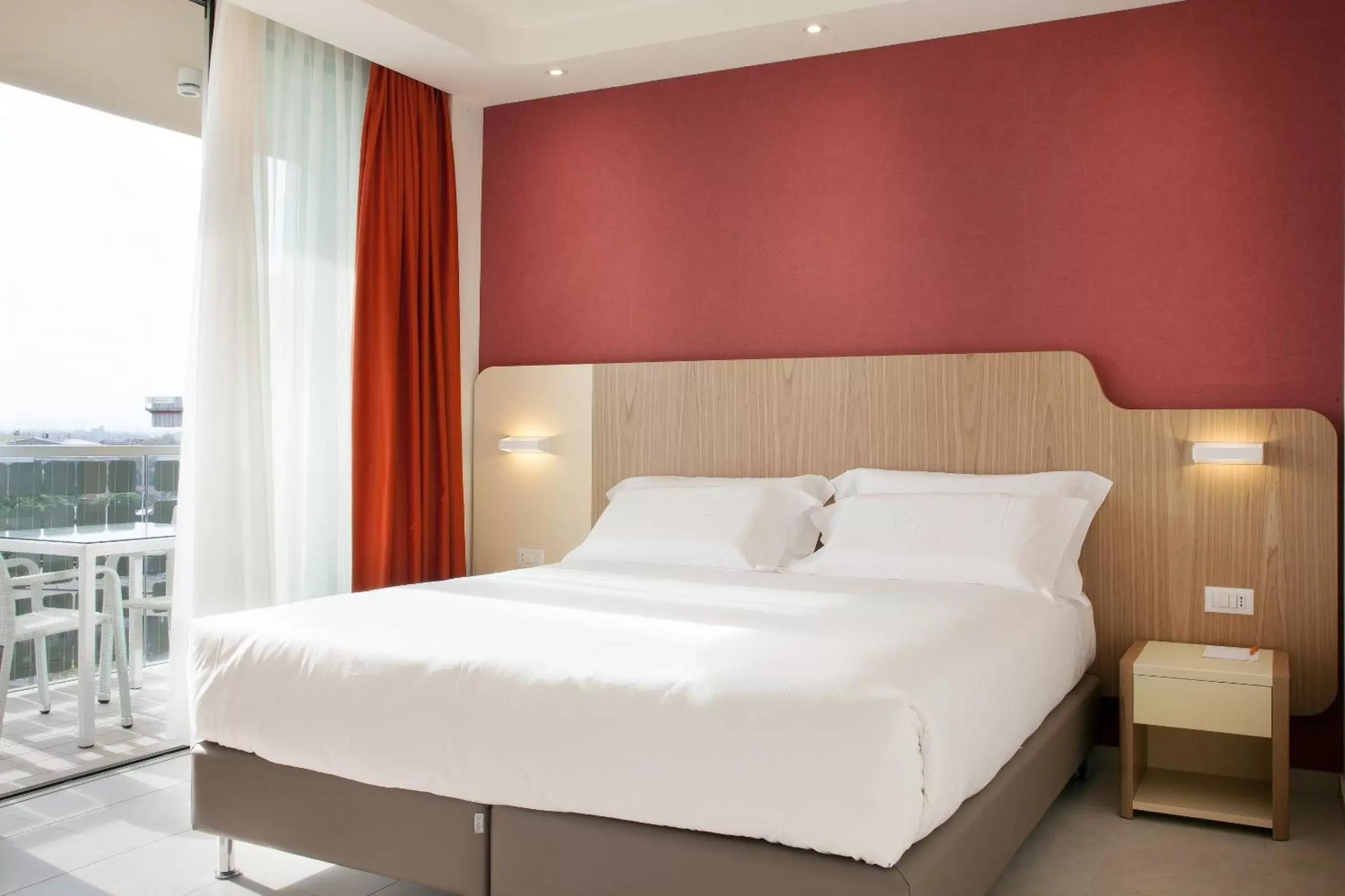 Bedroom, Bed in Hotel Aria