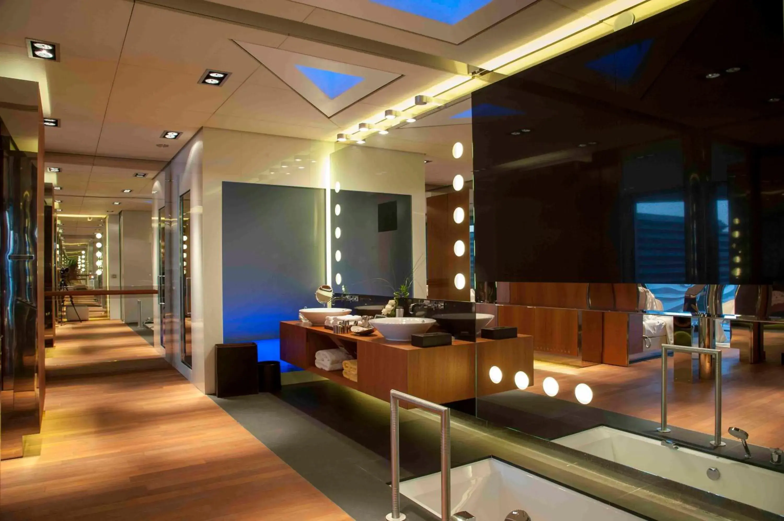 Bathroom in Elounda Beach Hotel & Villas, a Member of the Leading Hotels of the World