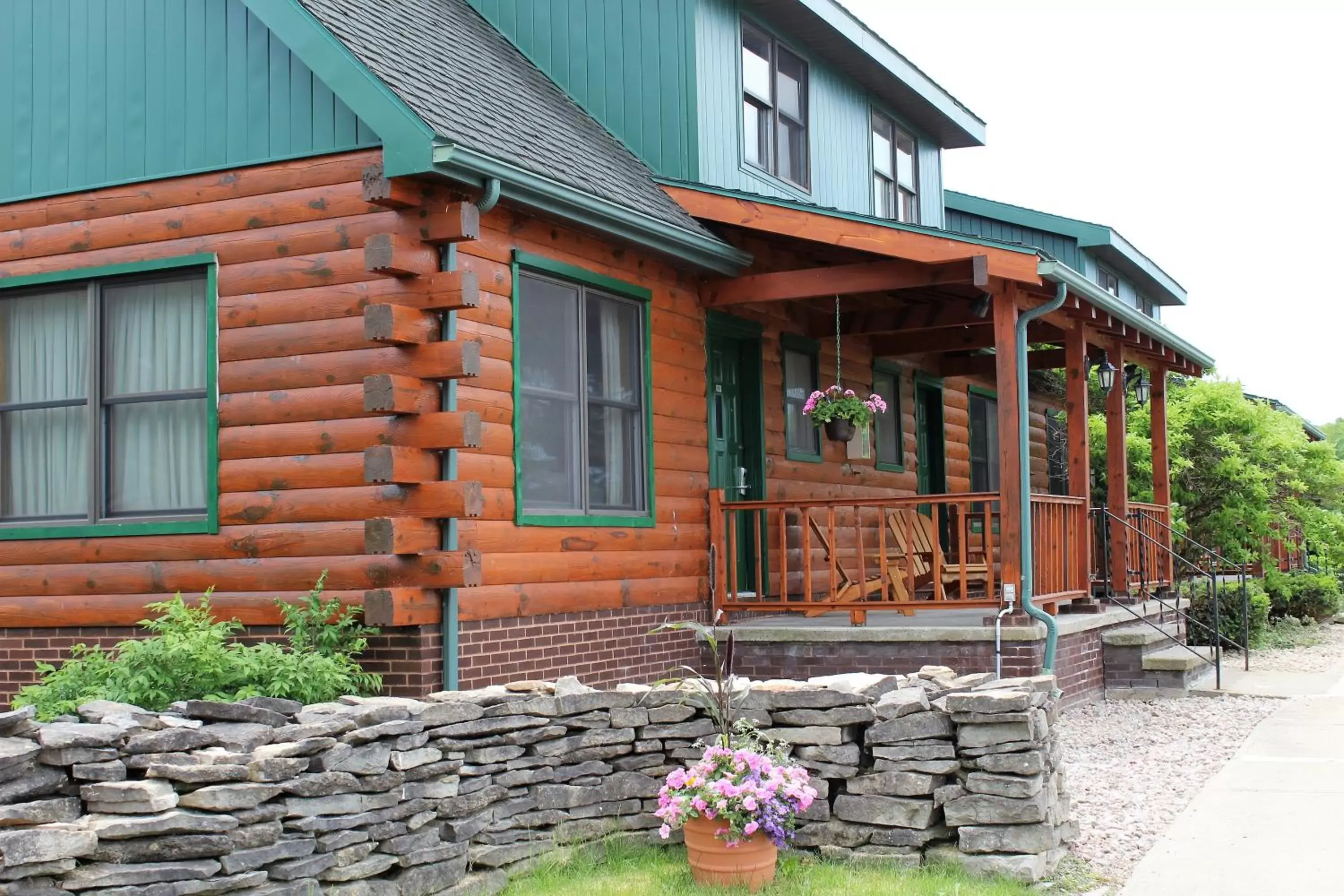 Property Building in Stone Fence Resort