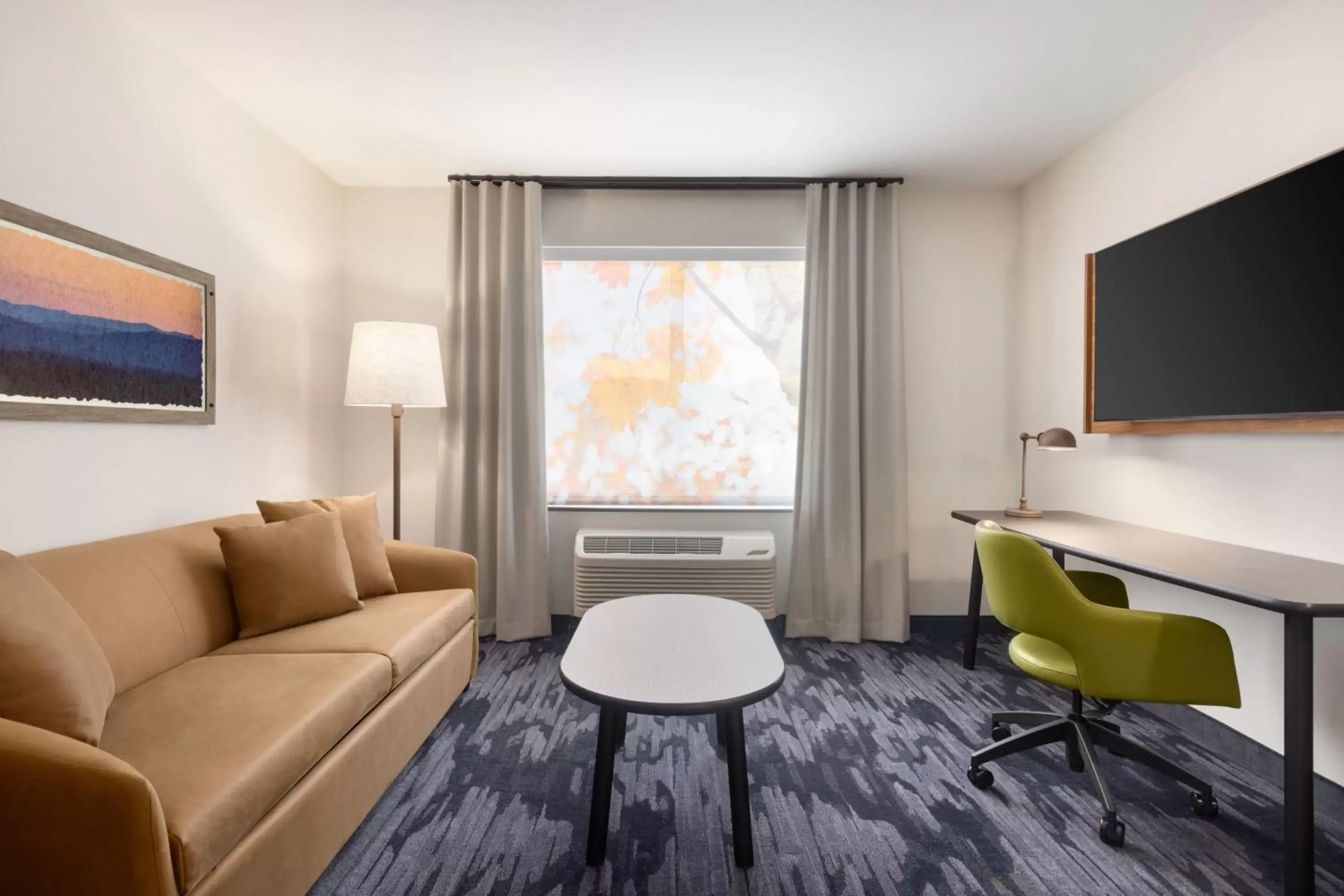 Living room, Seating Area in Fairfield by Marriott Inn & Suites Rockaway